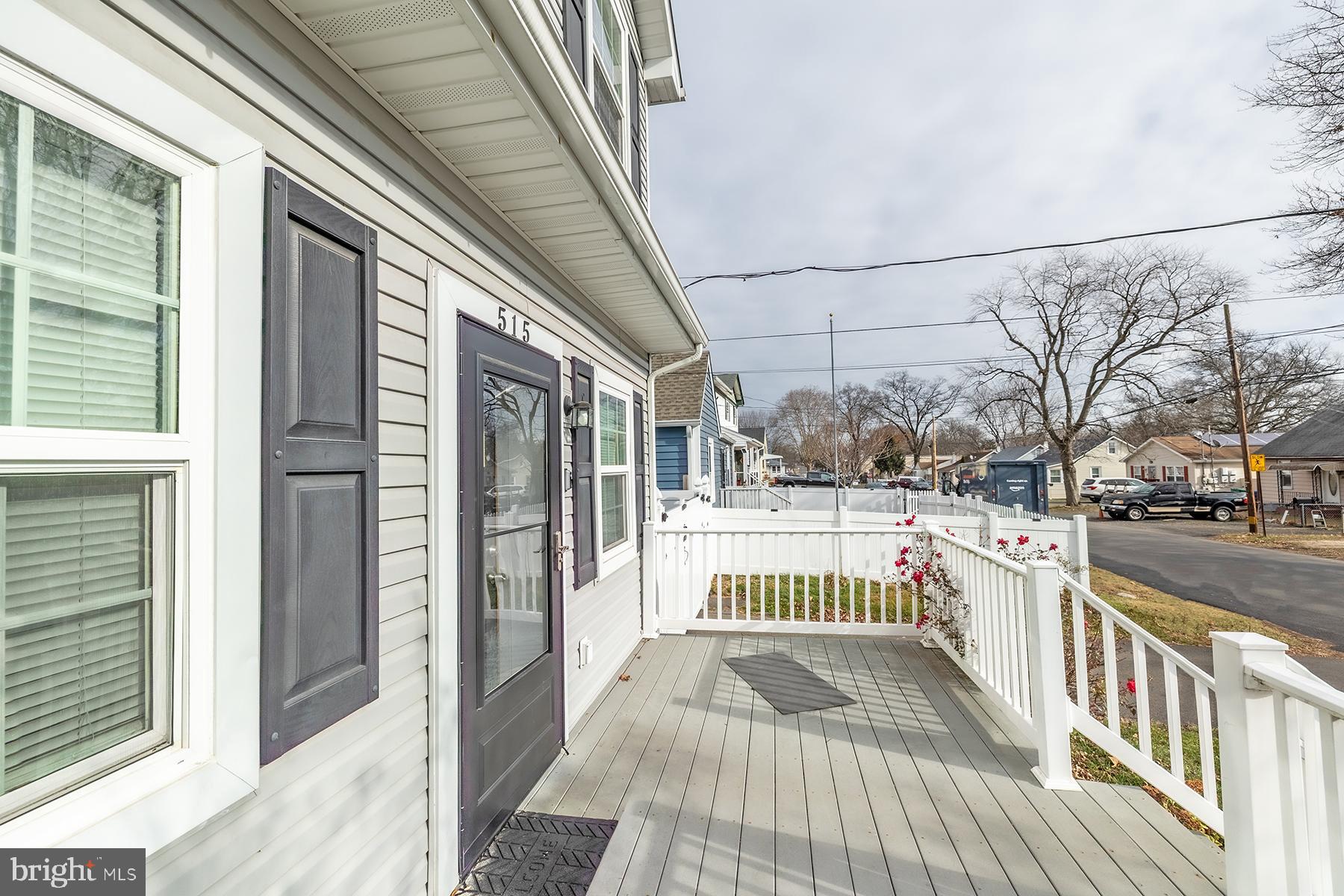 CROYDON MANOR - Residential