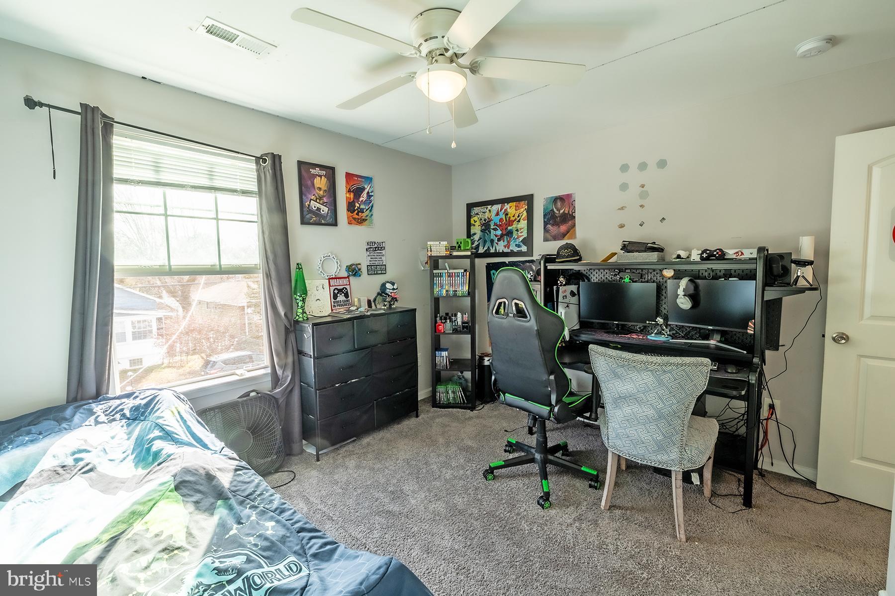 CROYDON MANOR - Residential