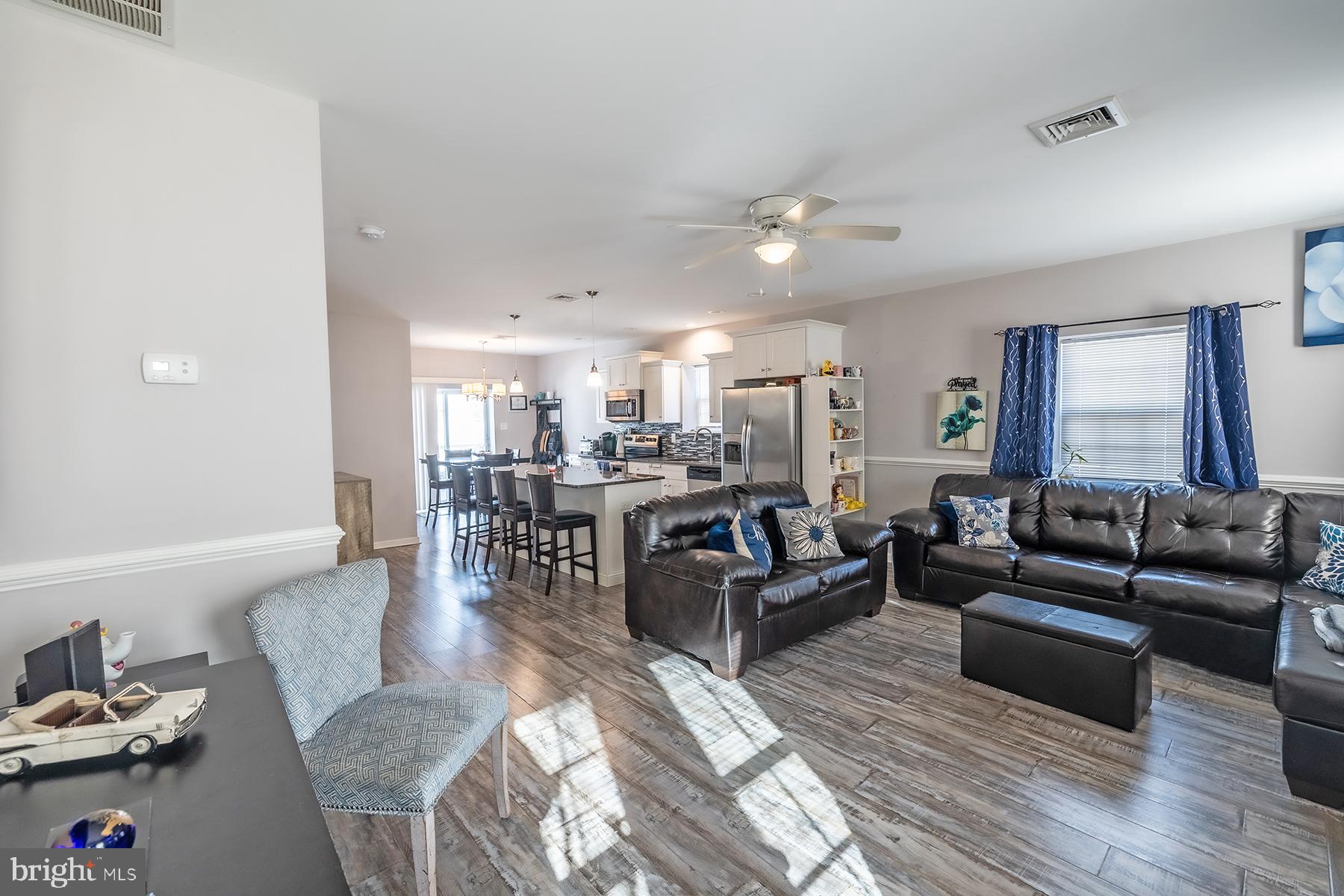 CROYDON MANOR - Residential