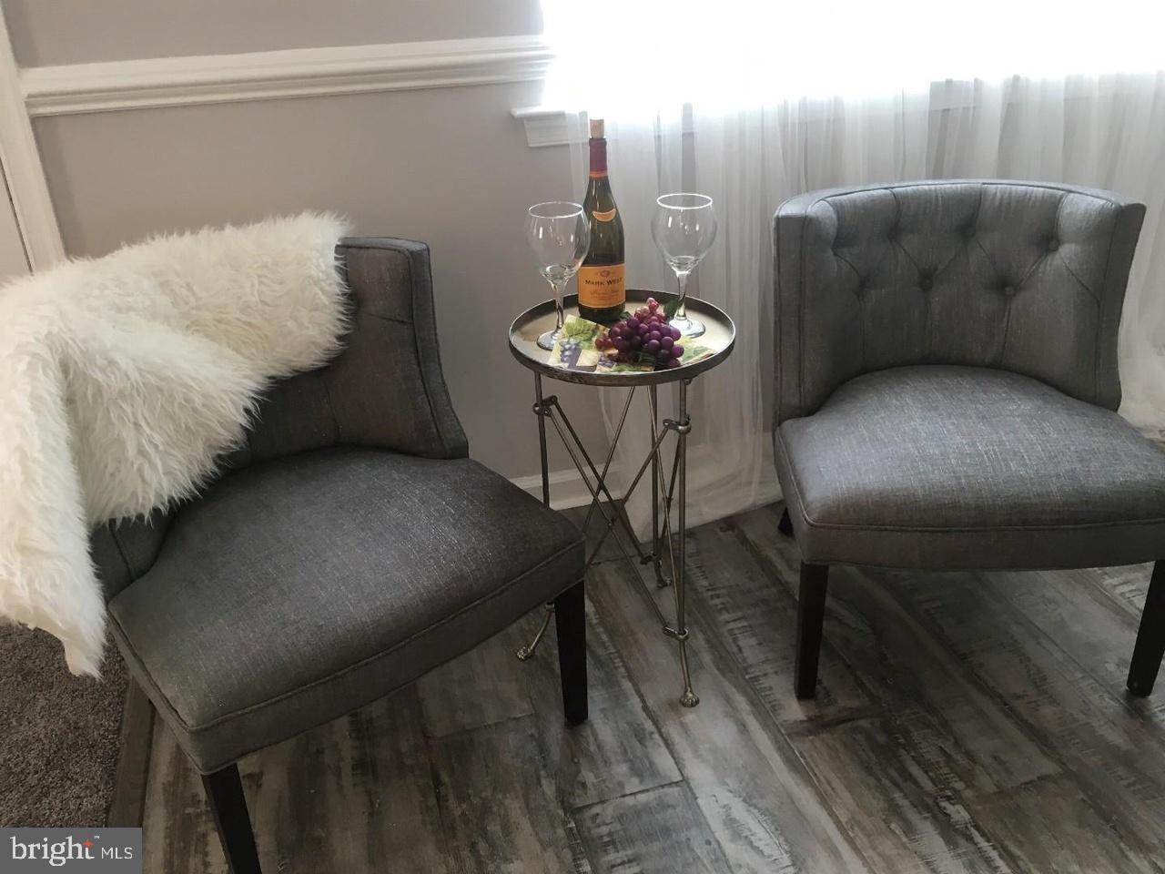 CROYDON MANOR - Residential