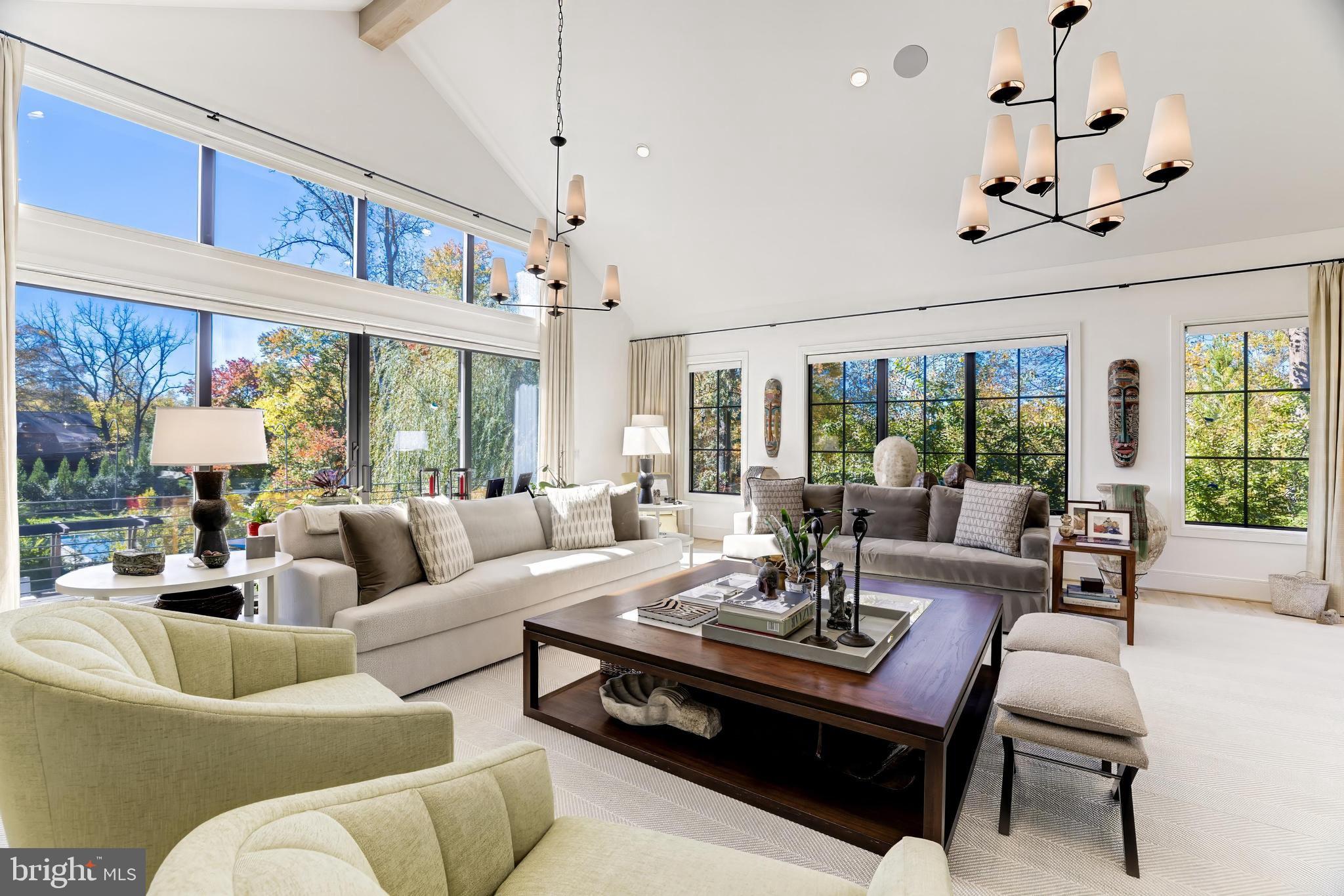 LANGLEY HILL - Residential