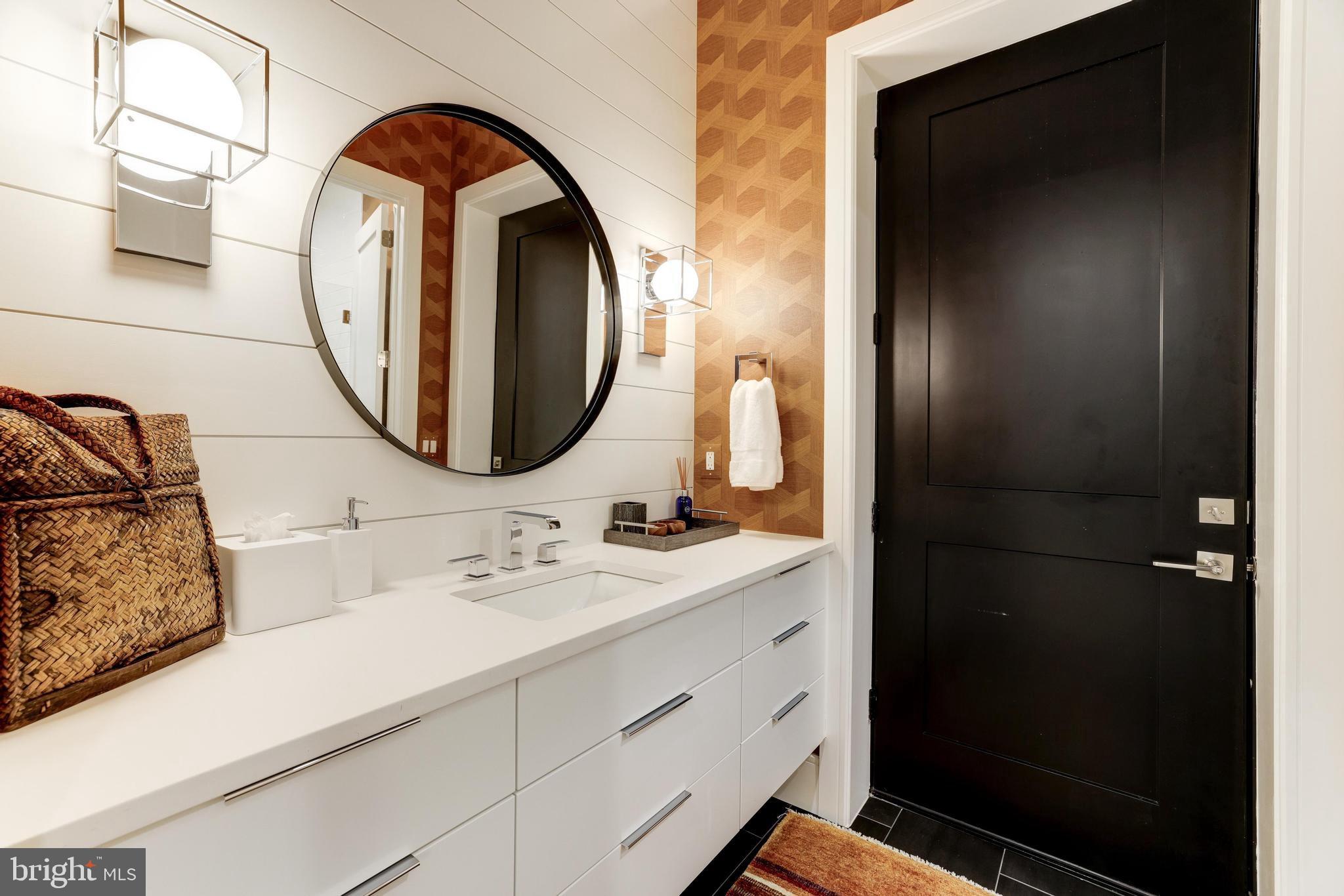 LANGLEY HILL - Residential