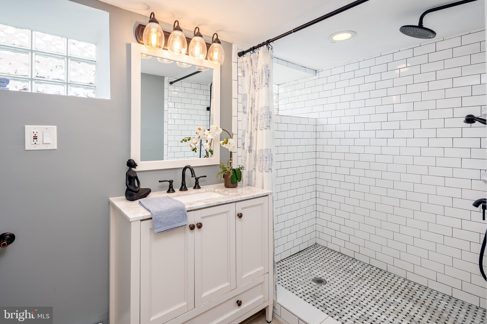 BREWERS HILL - Residential