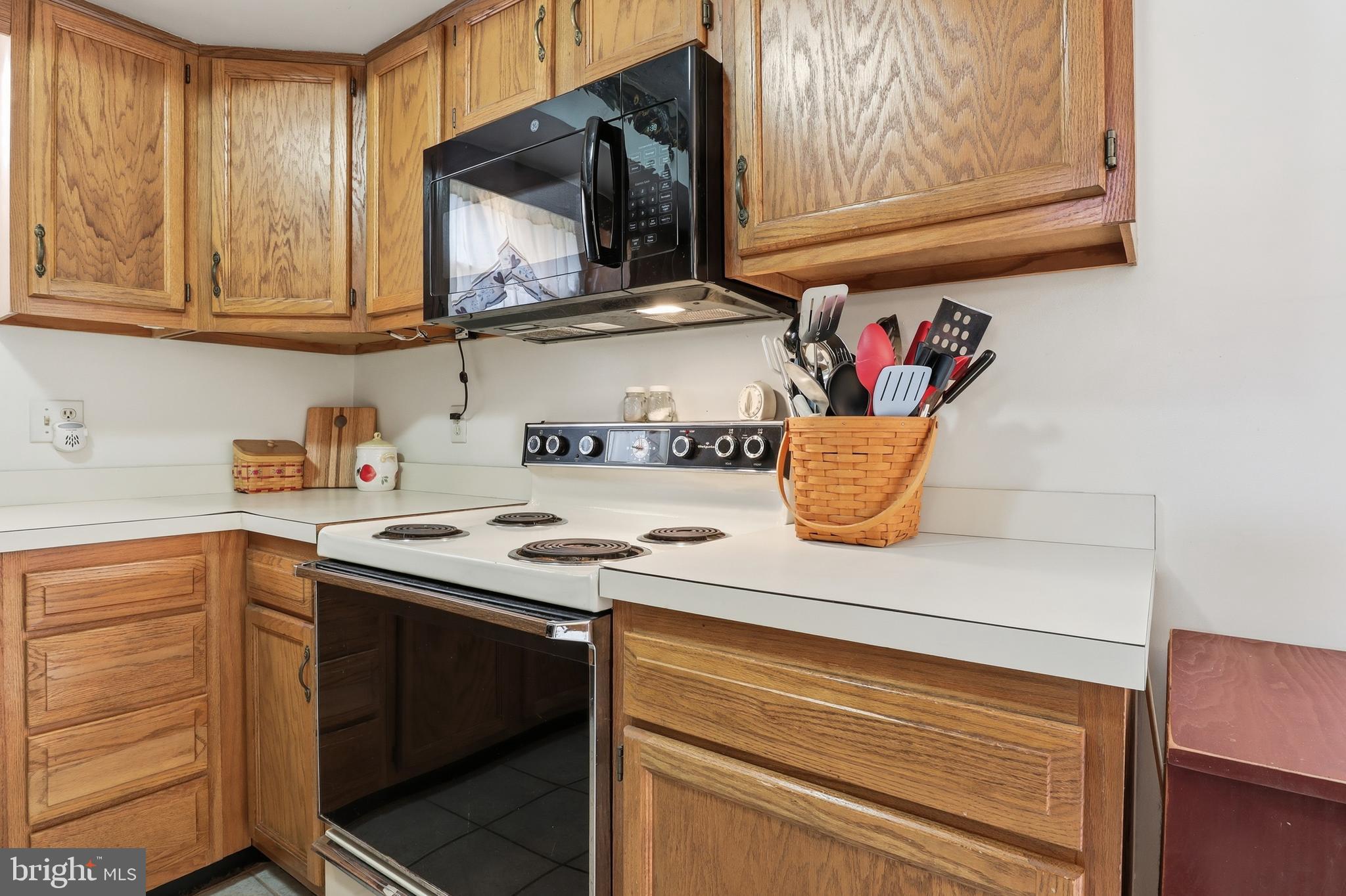 STONEBRIDGE CROSSING - Residential