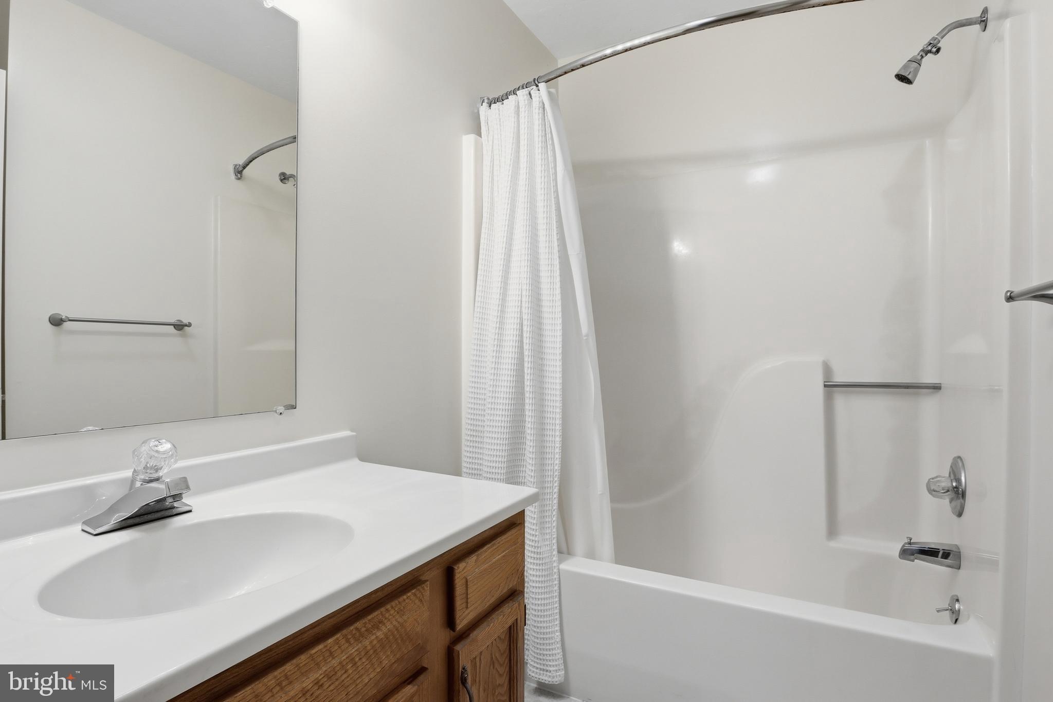 STONEBRIDGE CROSSING - Residential