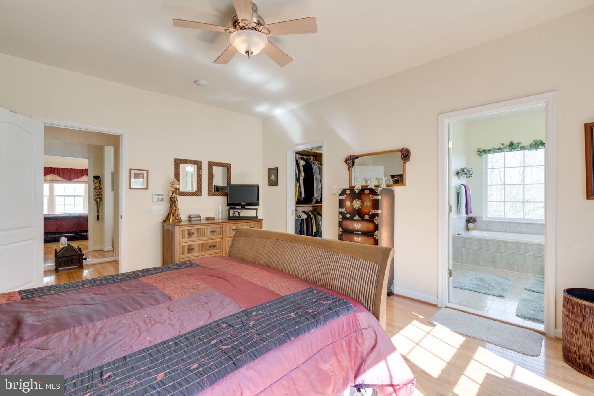 RIVER RIDGE - Residential