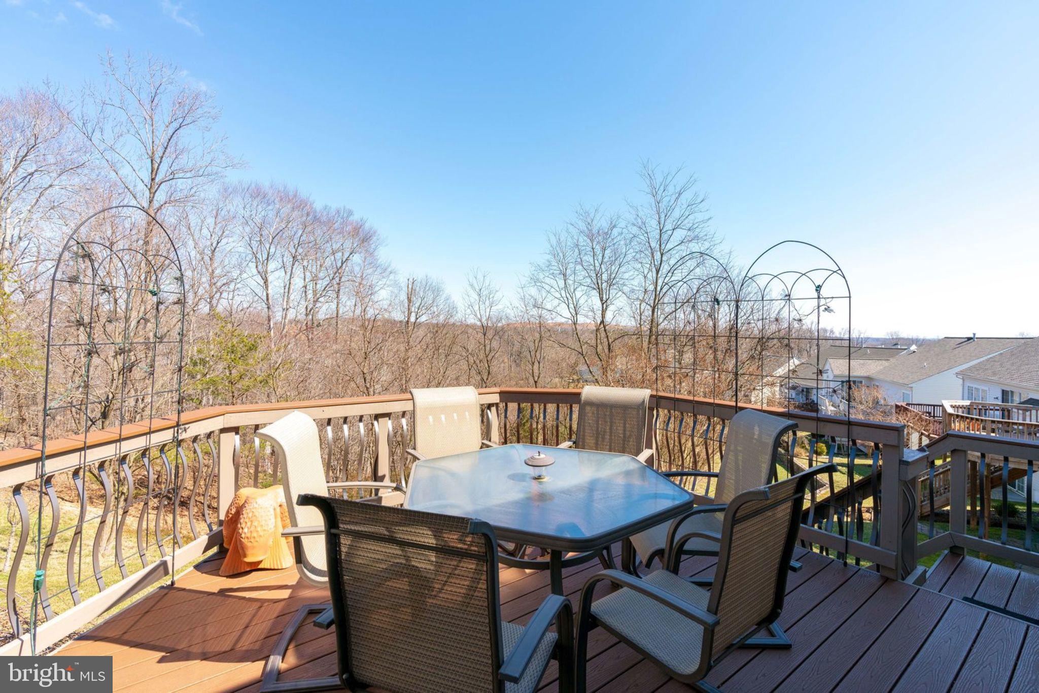 RIVER RIDGE - Residential