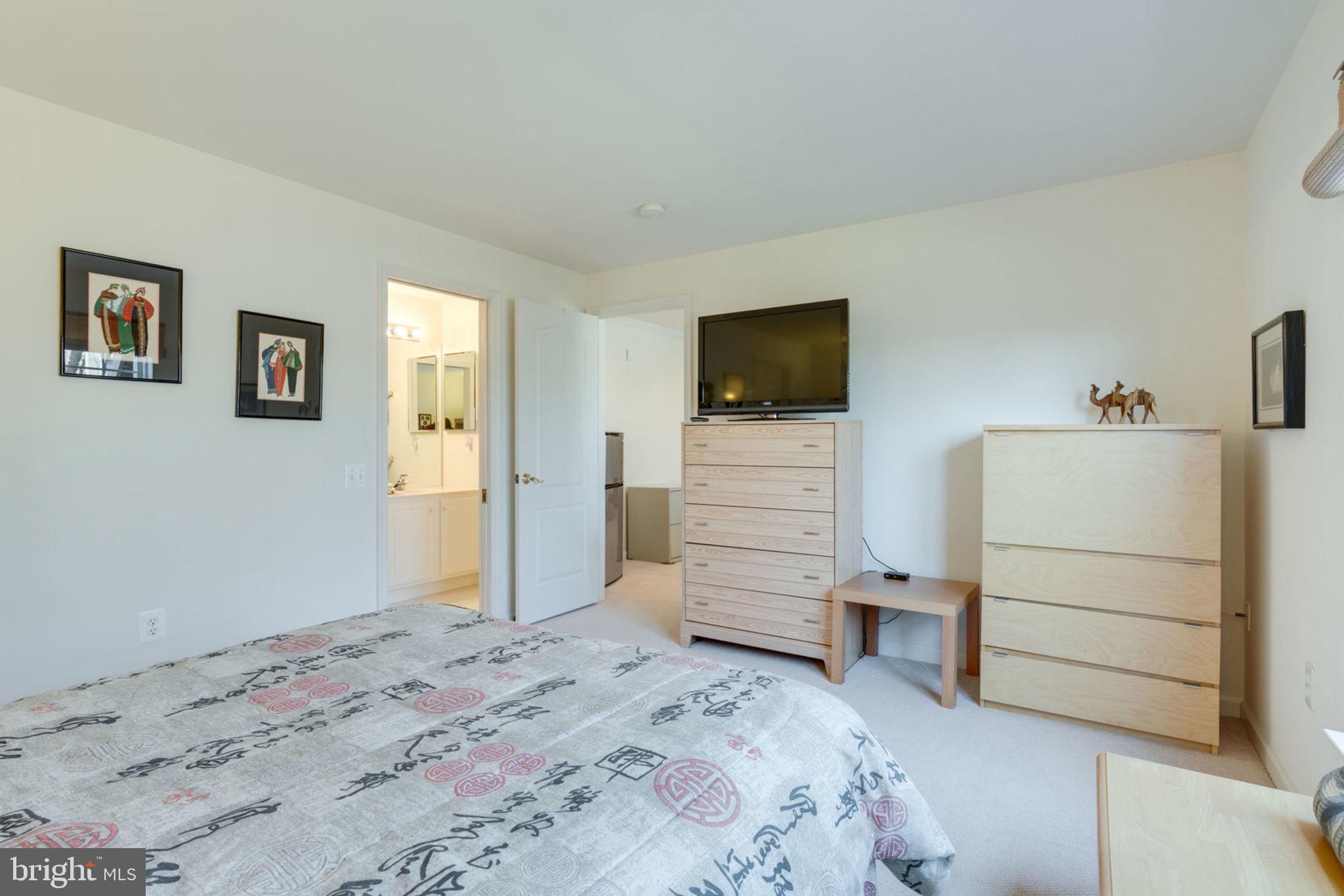 RIVER RIDGE - Residential