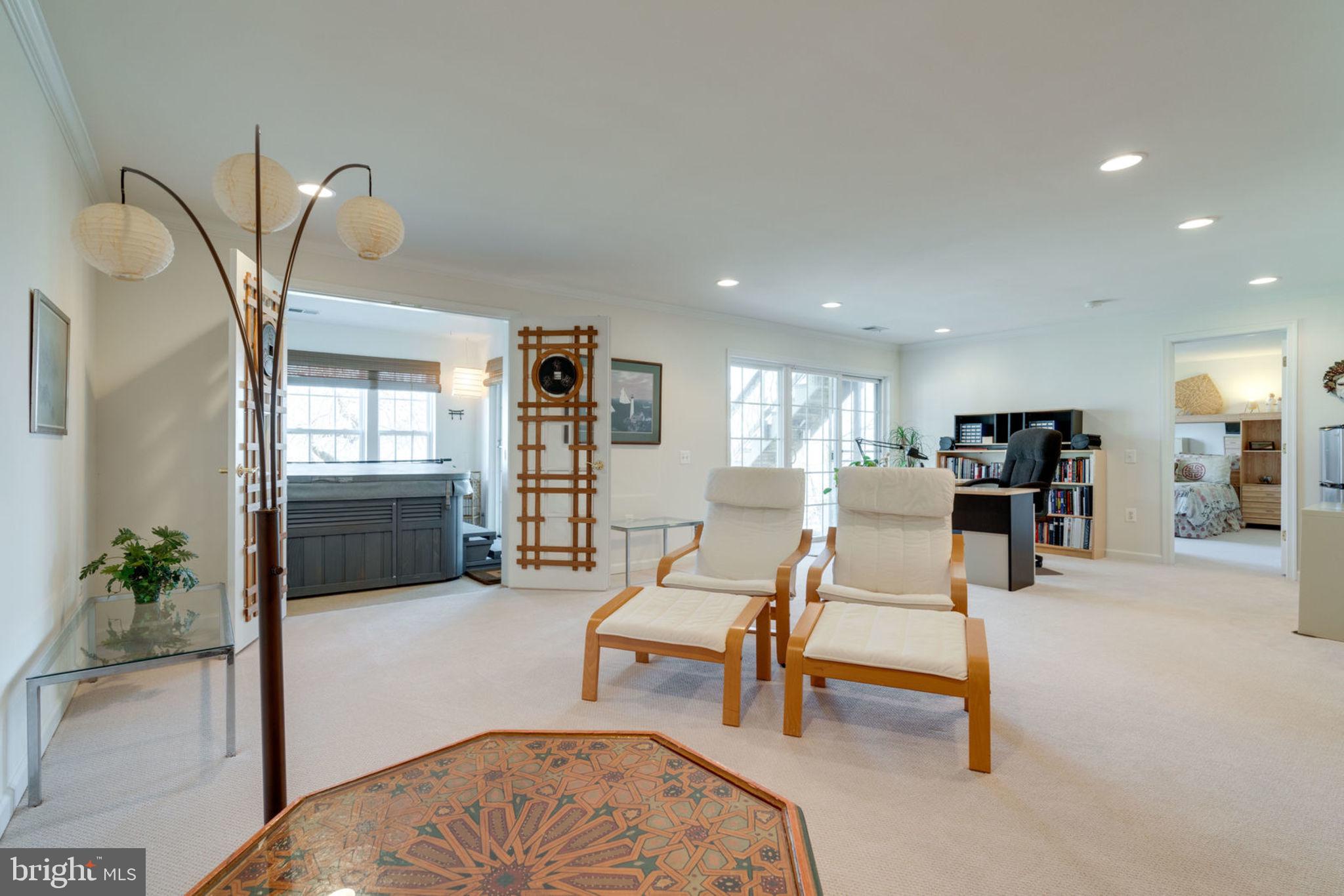 RIVER RIDGE - Residential