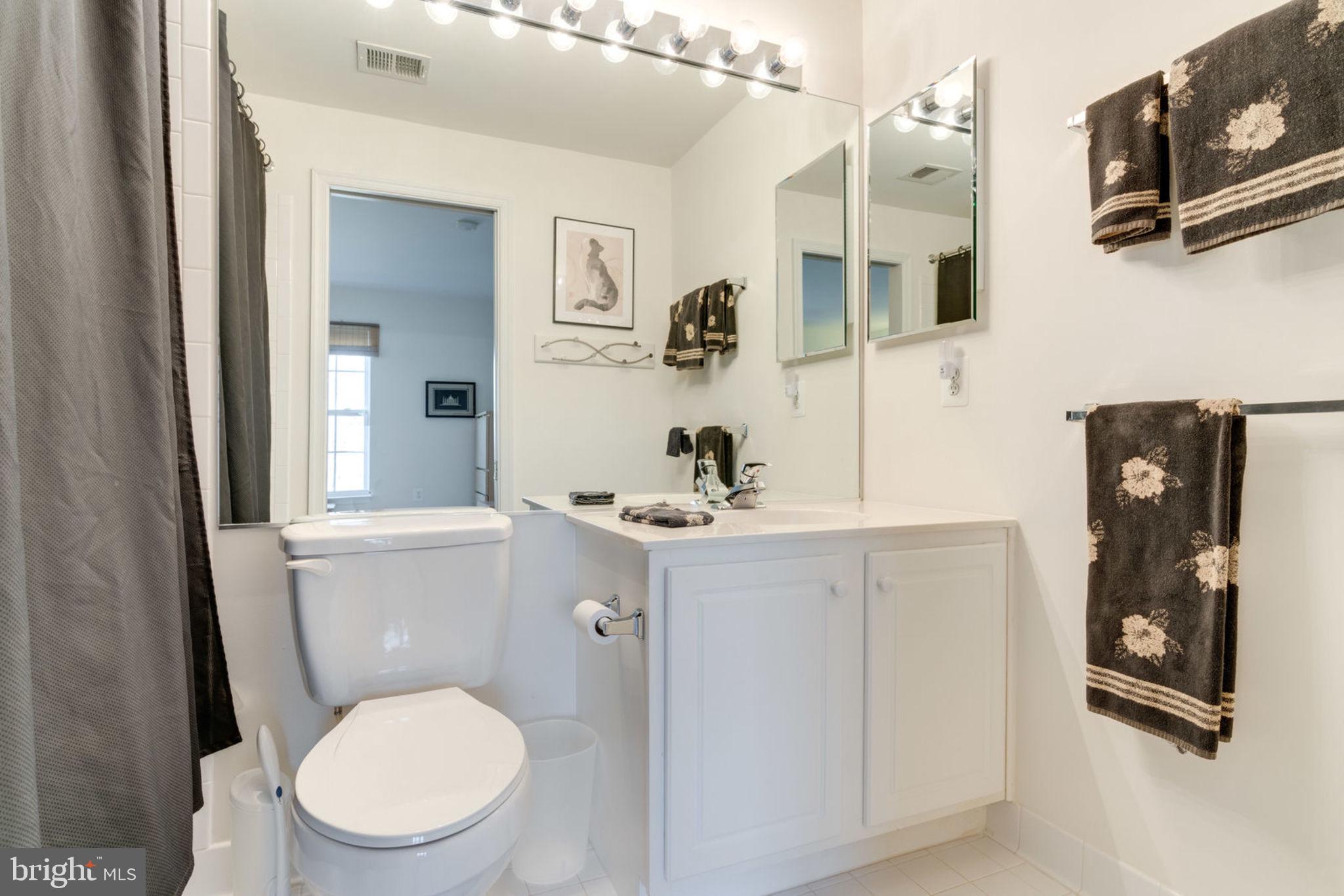 RIVER RIDGE - Residential