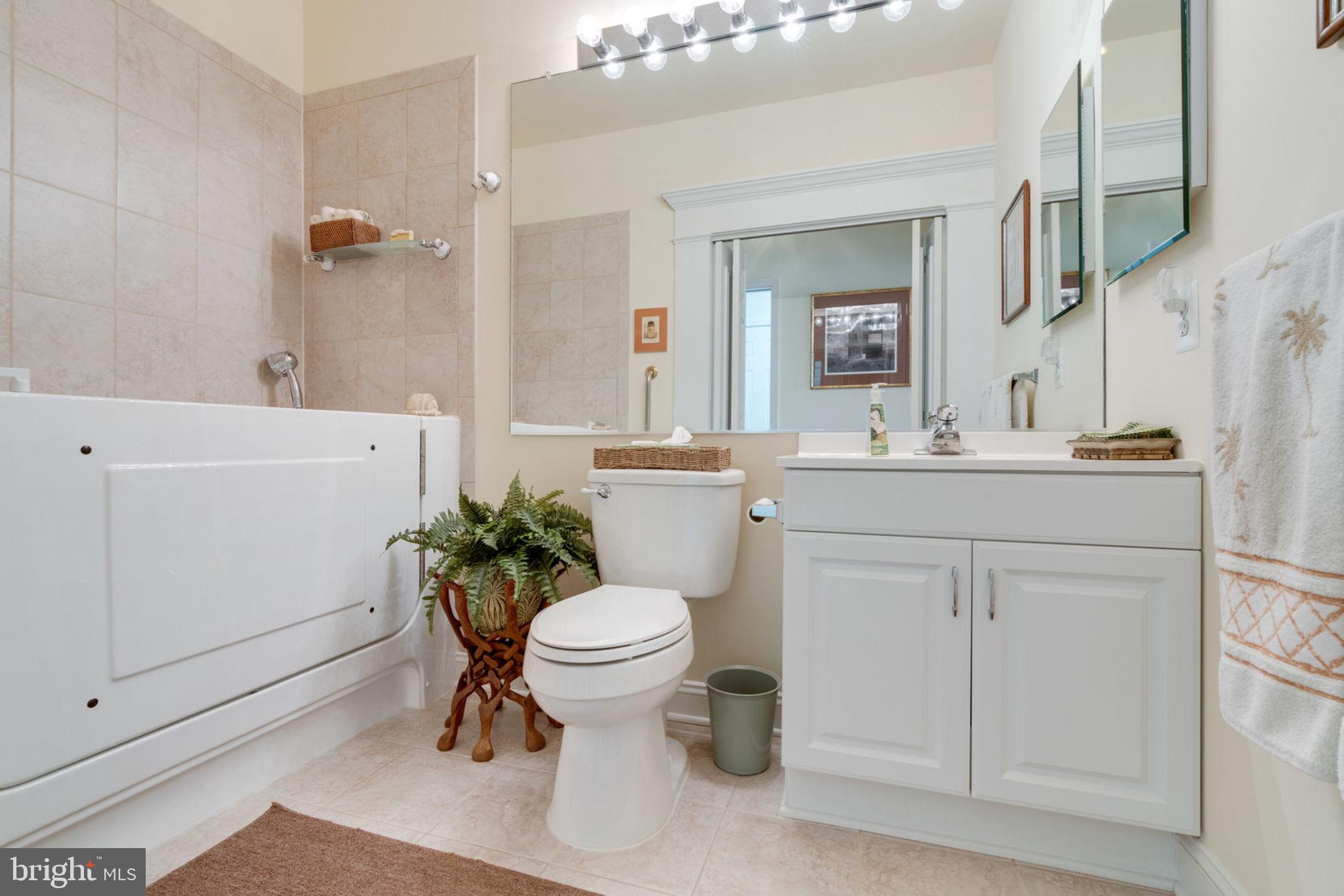 RIVER RIDGE - Residential