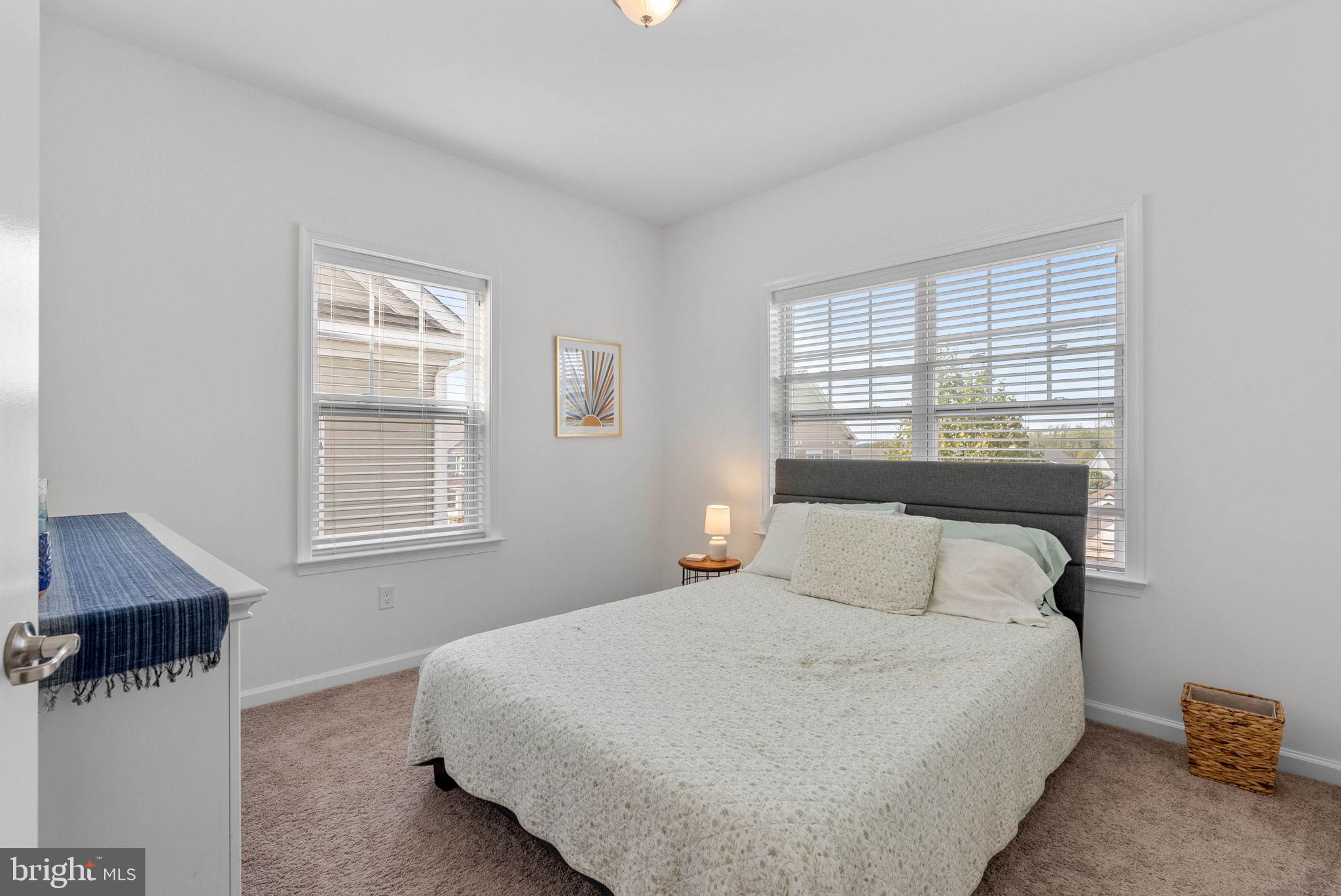 SPRING OAK - Residential