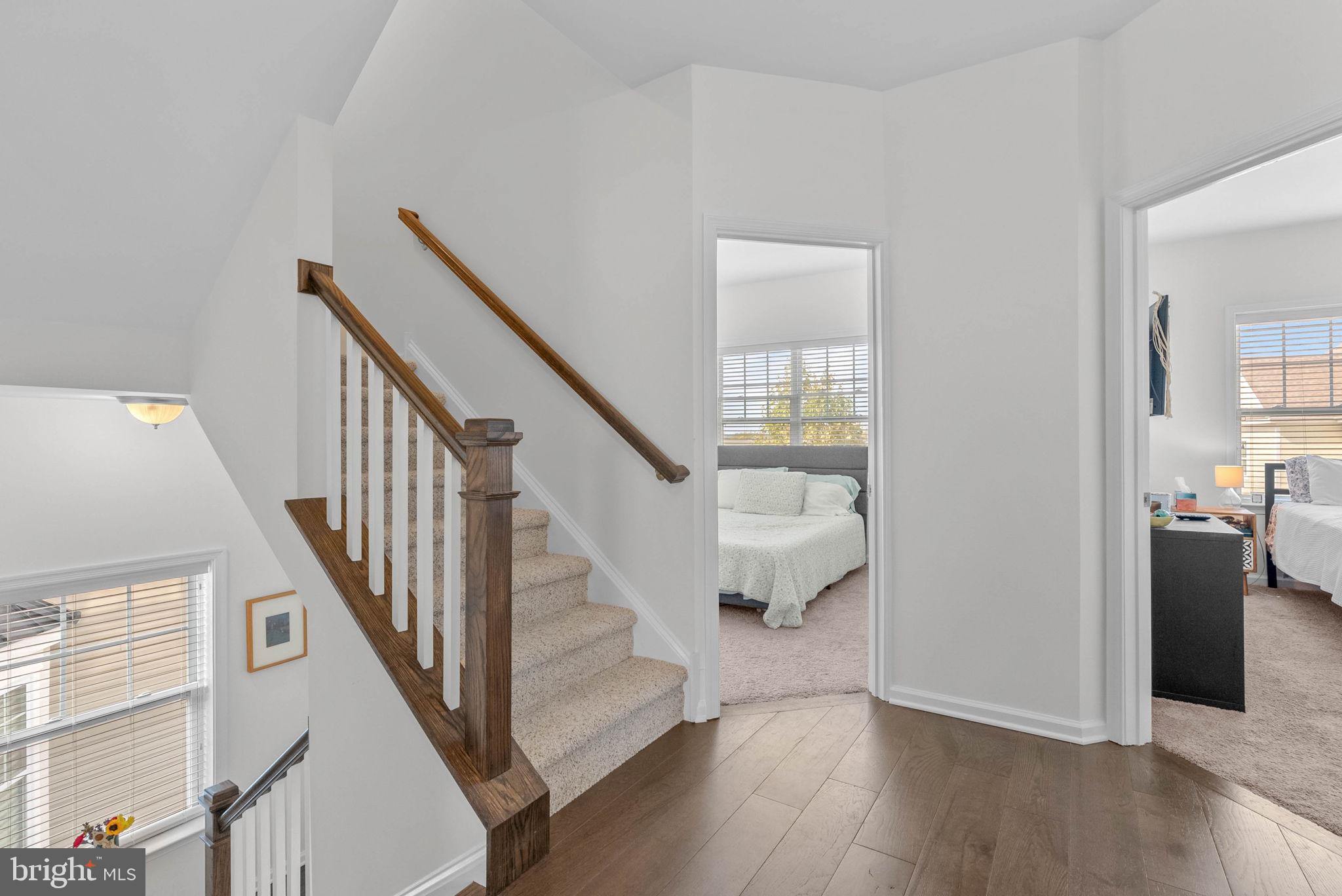 SPRING OAK - Residential