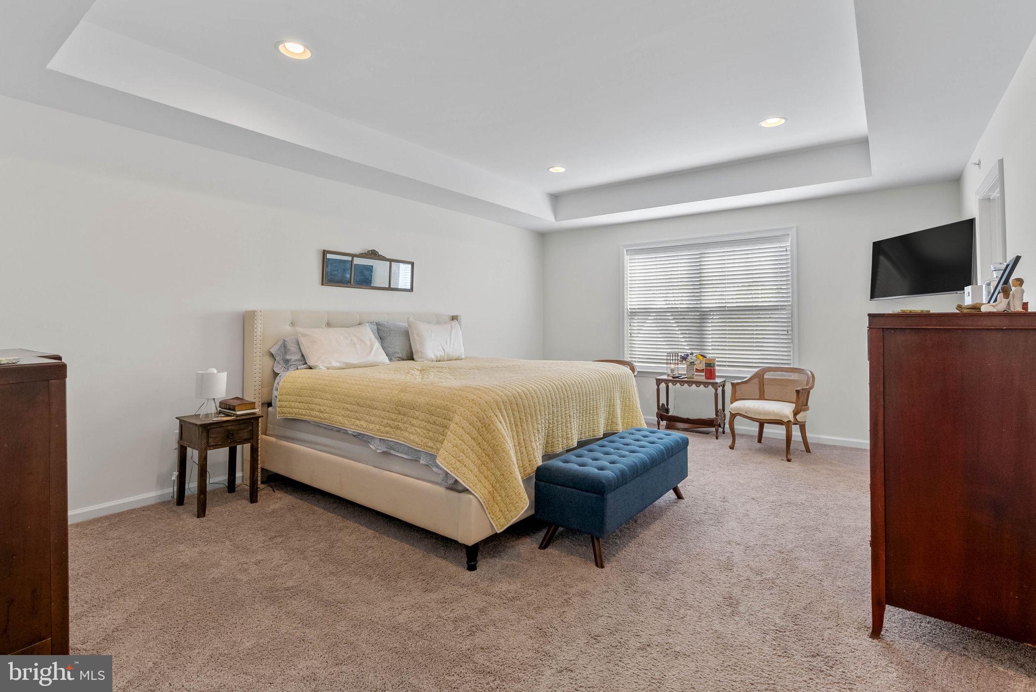 SPRING OAK - Residential