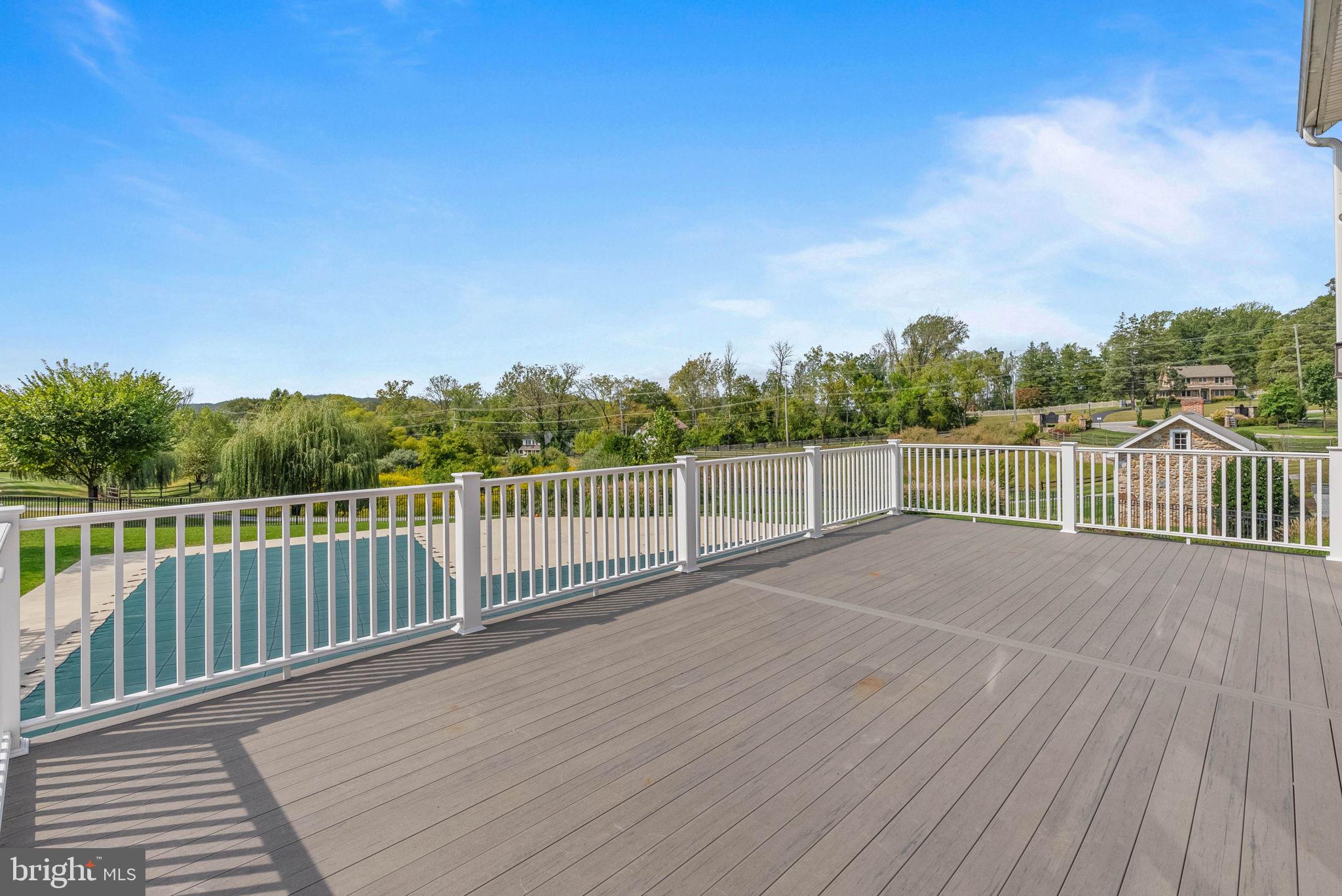 SPRING OAK - Residential