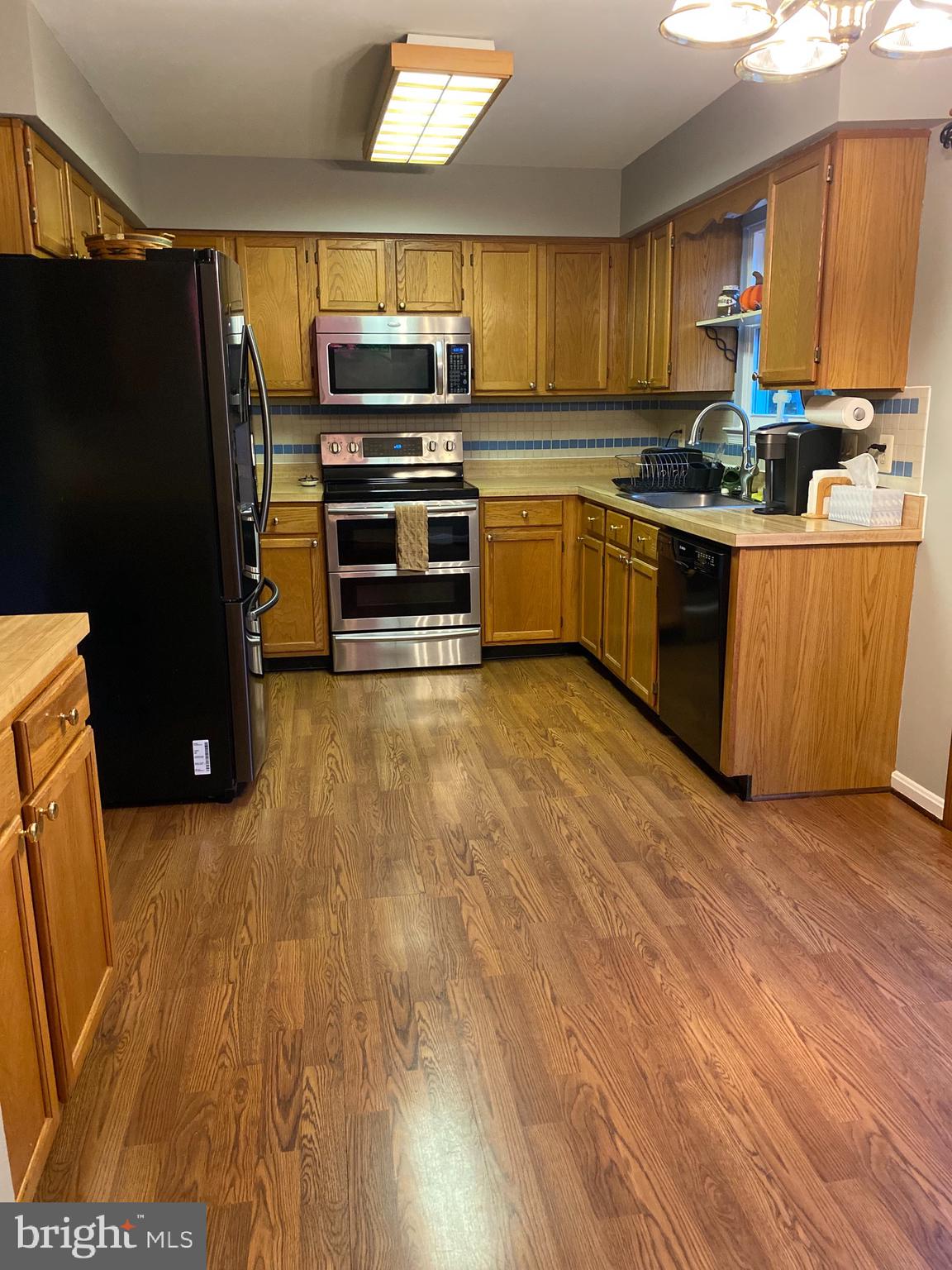 LAKE RIDGE - Residential