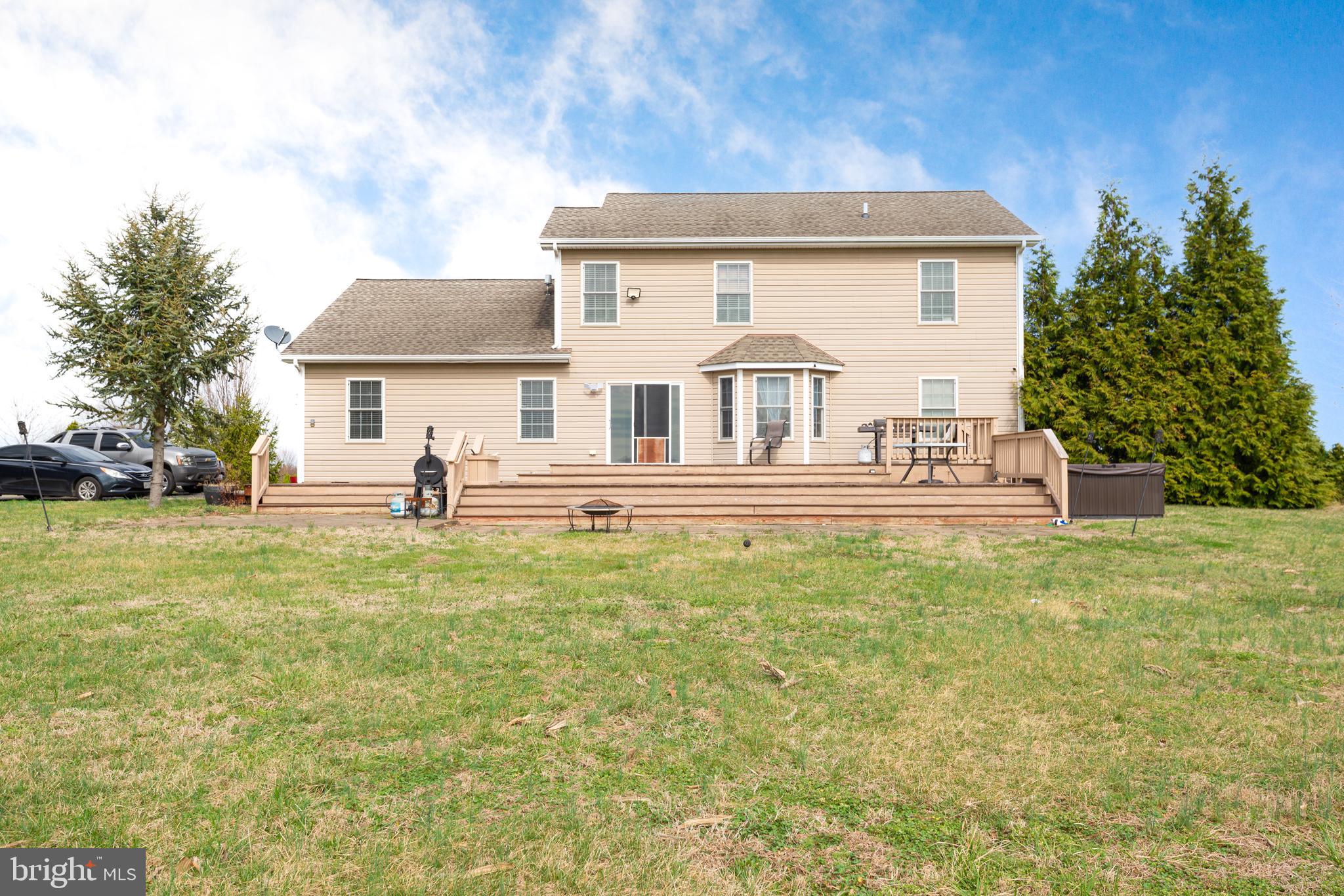 PATCHWORK KNOLL - Residential