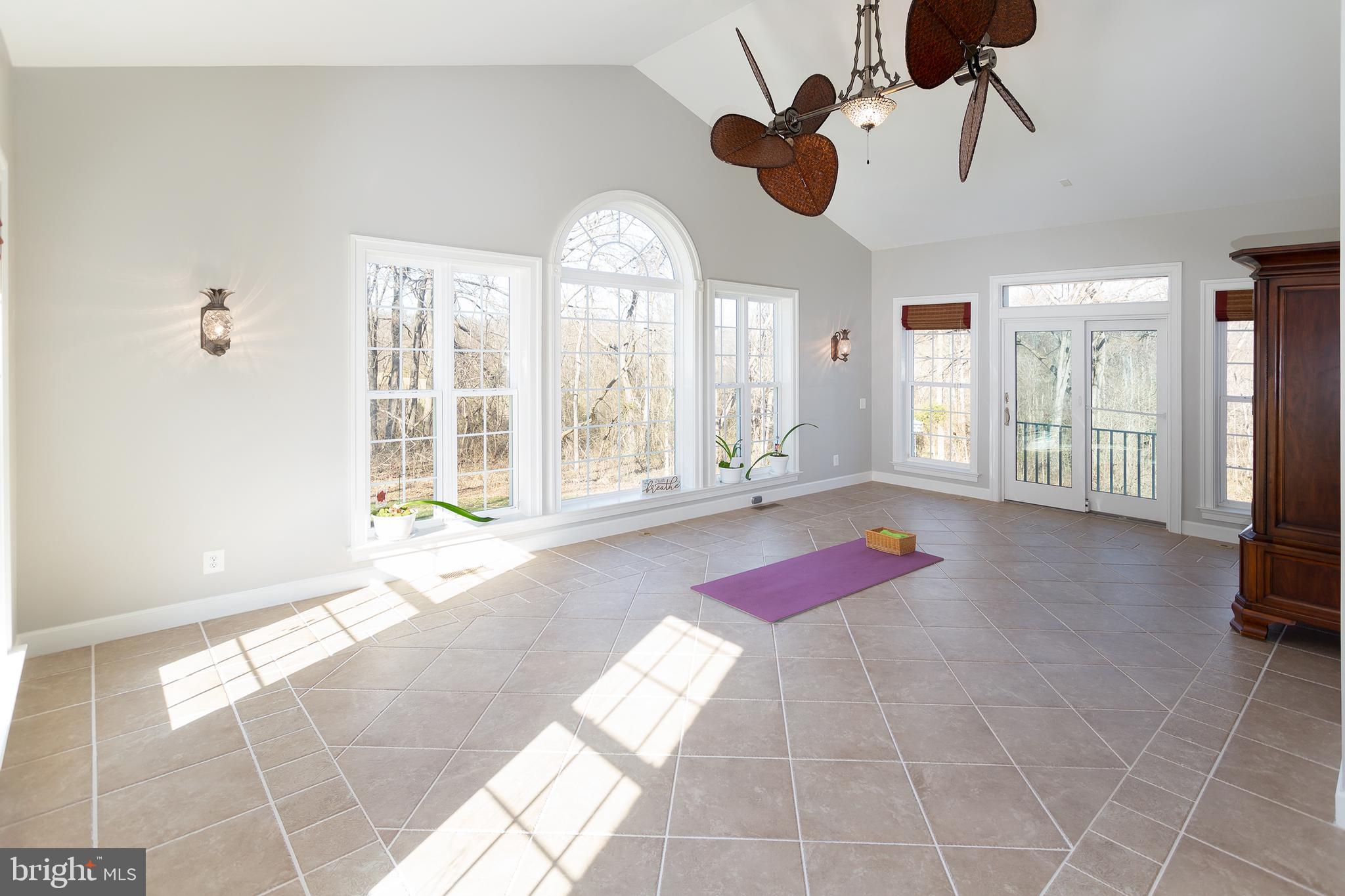 RED CEDAR - Residential