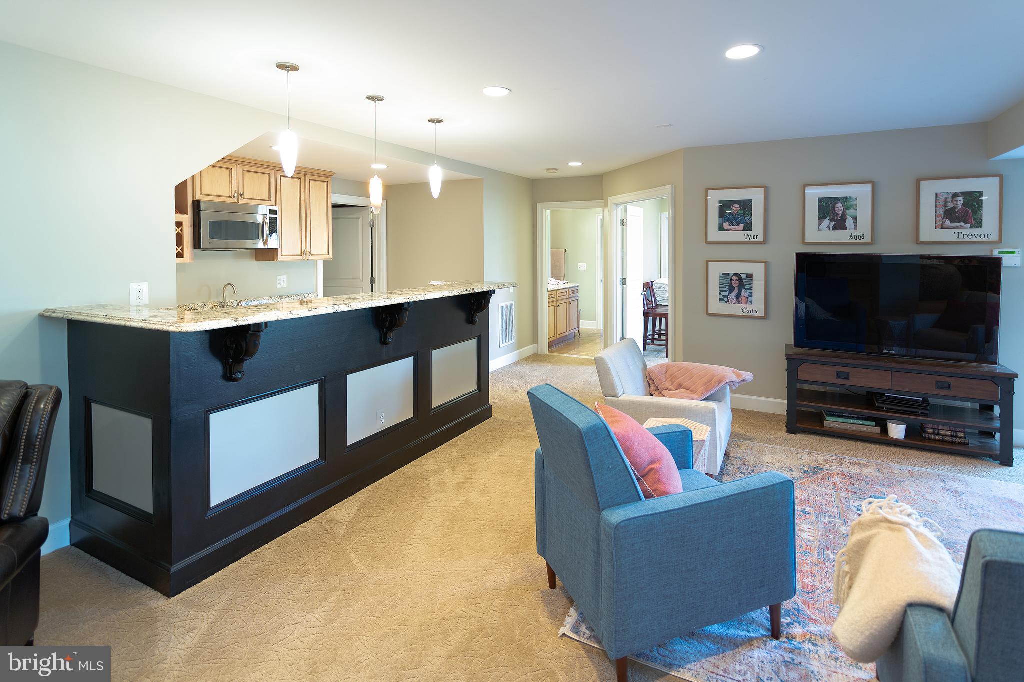 RED CEDAR - Residential