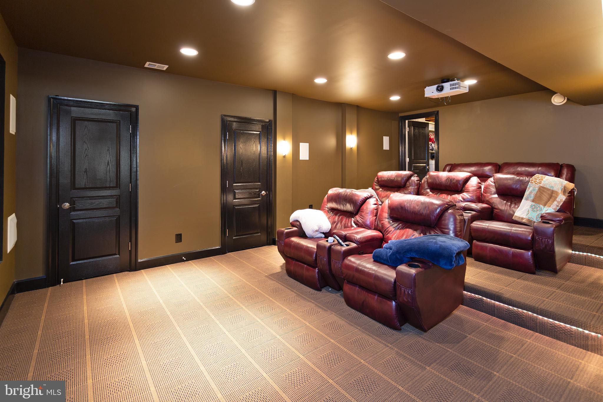 RED CEDAR - Residential