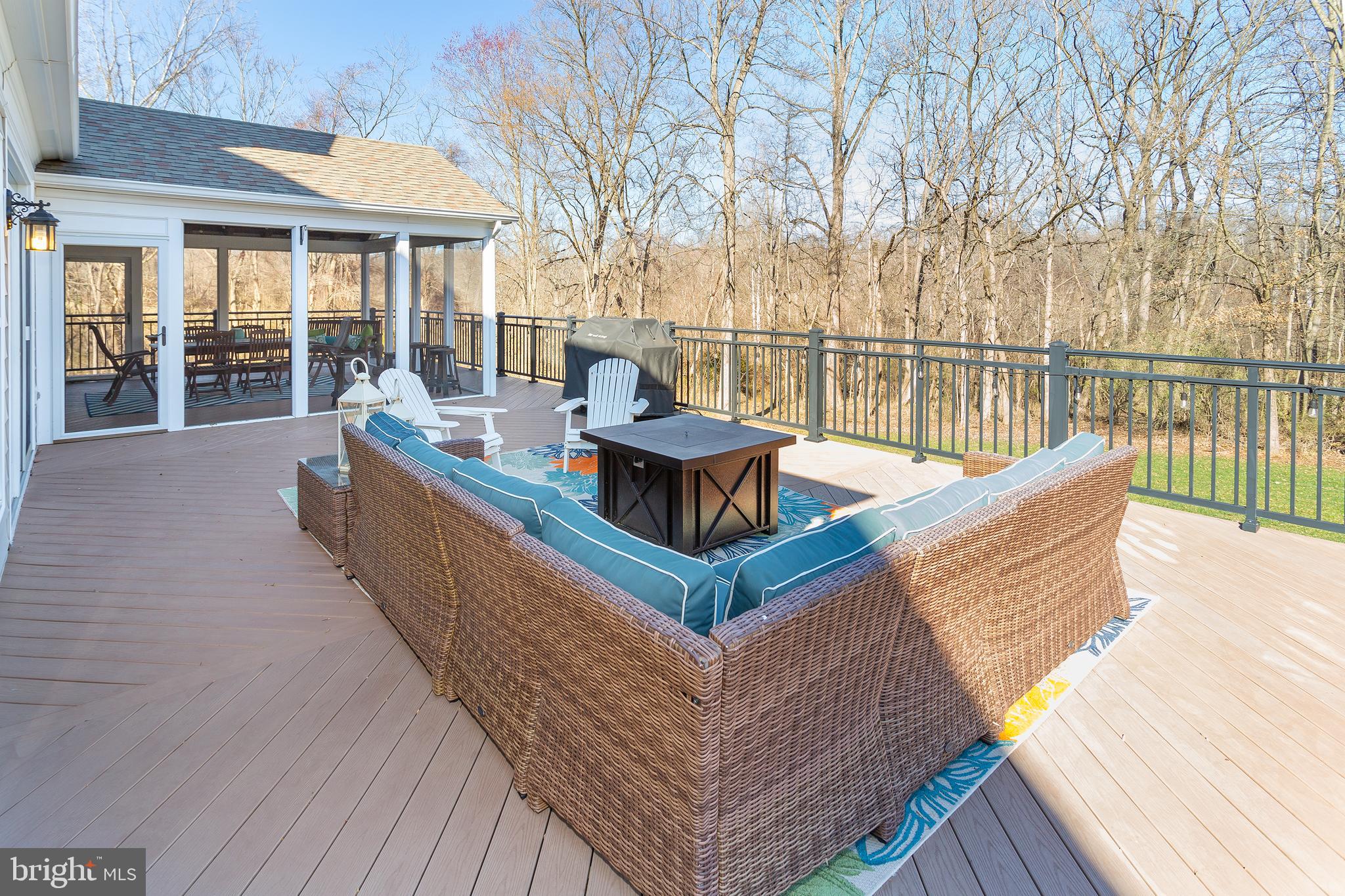 RED CEDAR - Residential