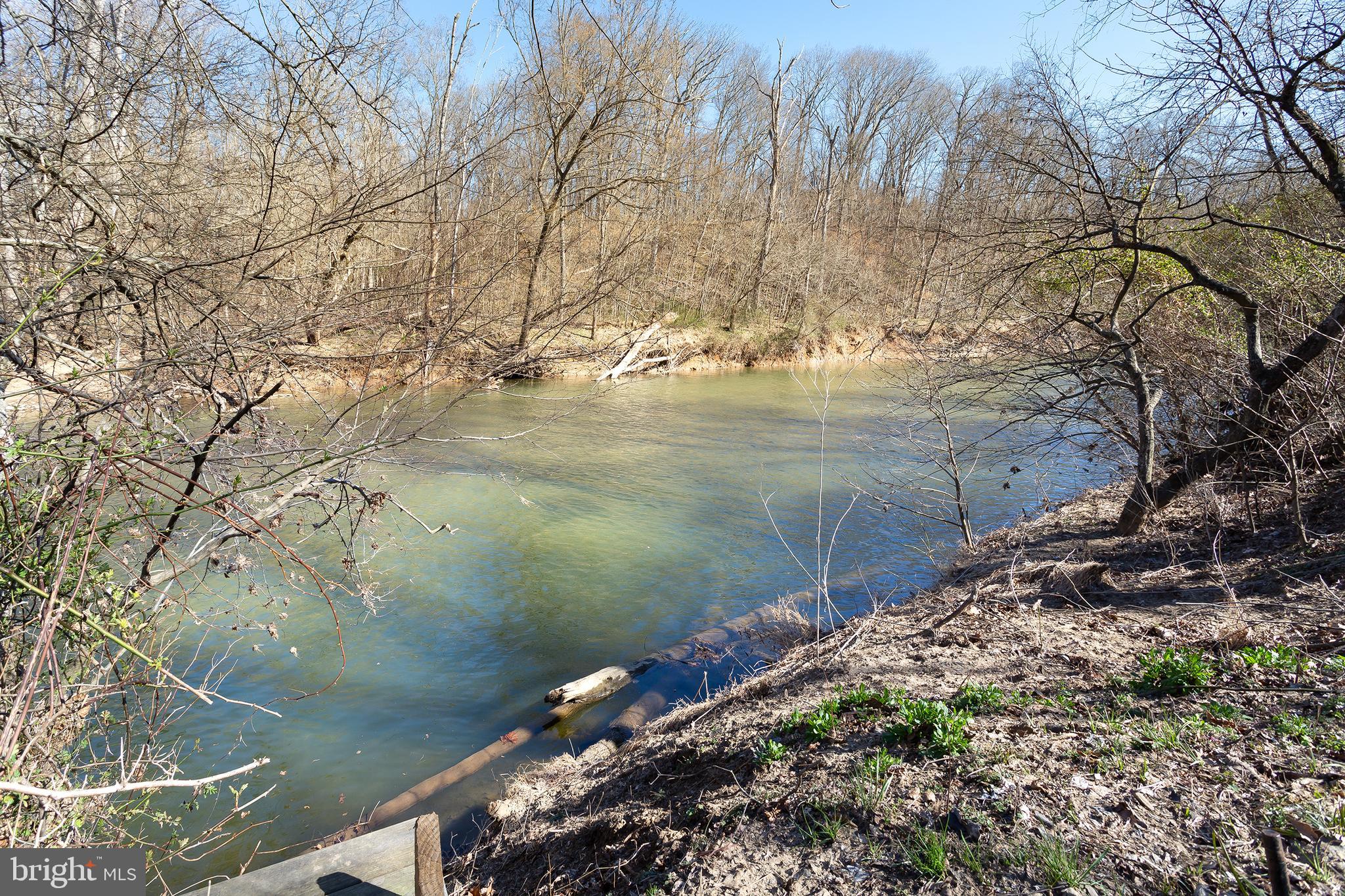 RED CEDAR - Residential