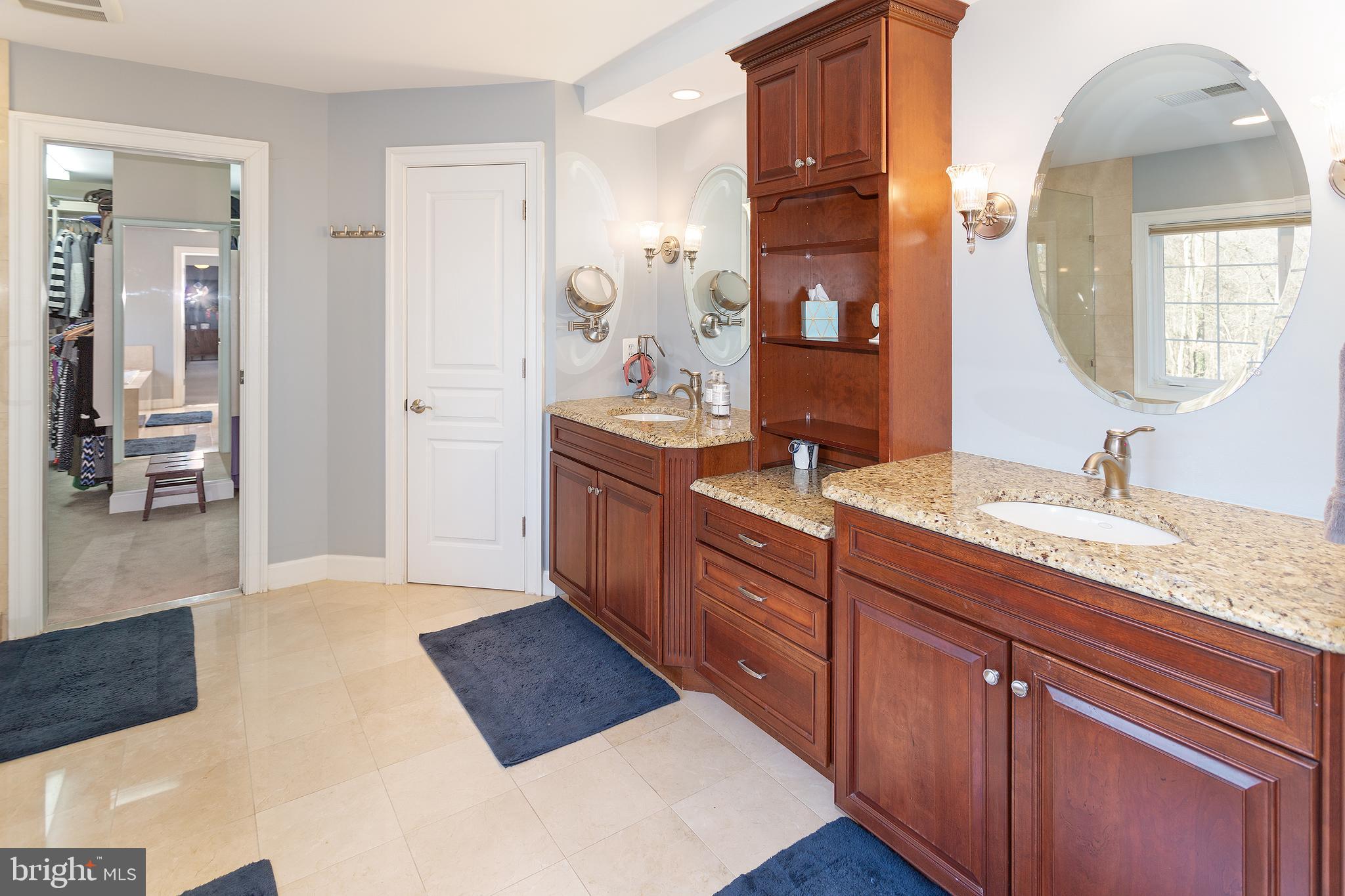 RED CEDAR - Residential