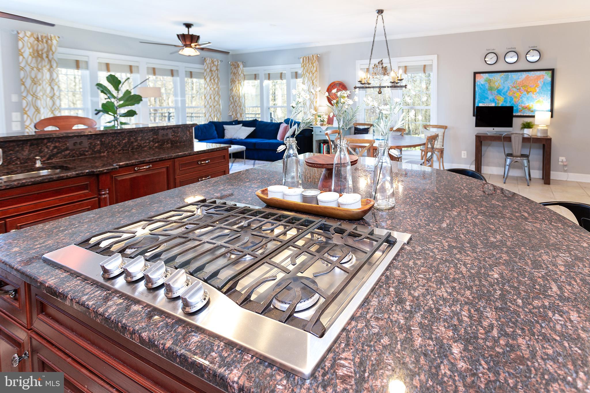 RED CEDAR - Residential