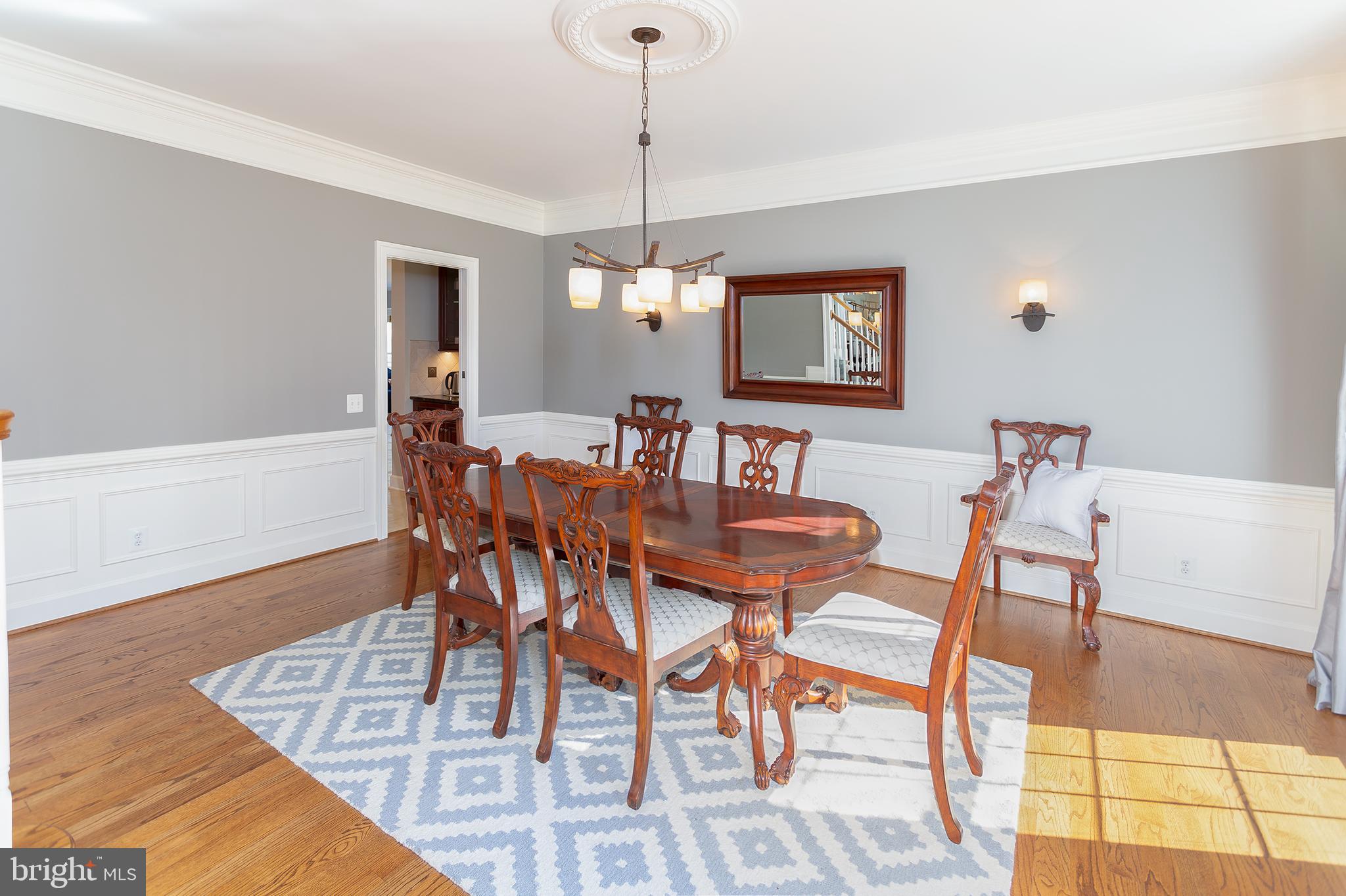 RED CEDAR - Residential