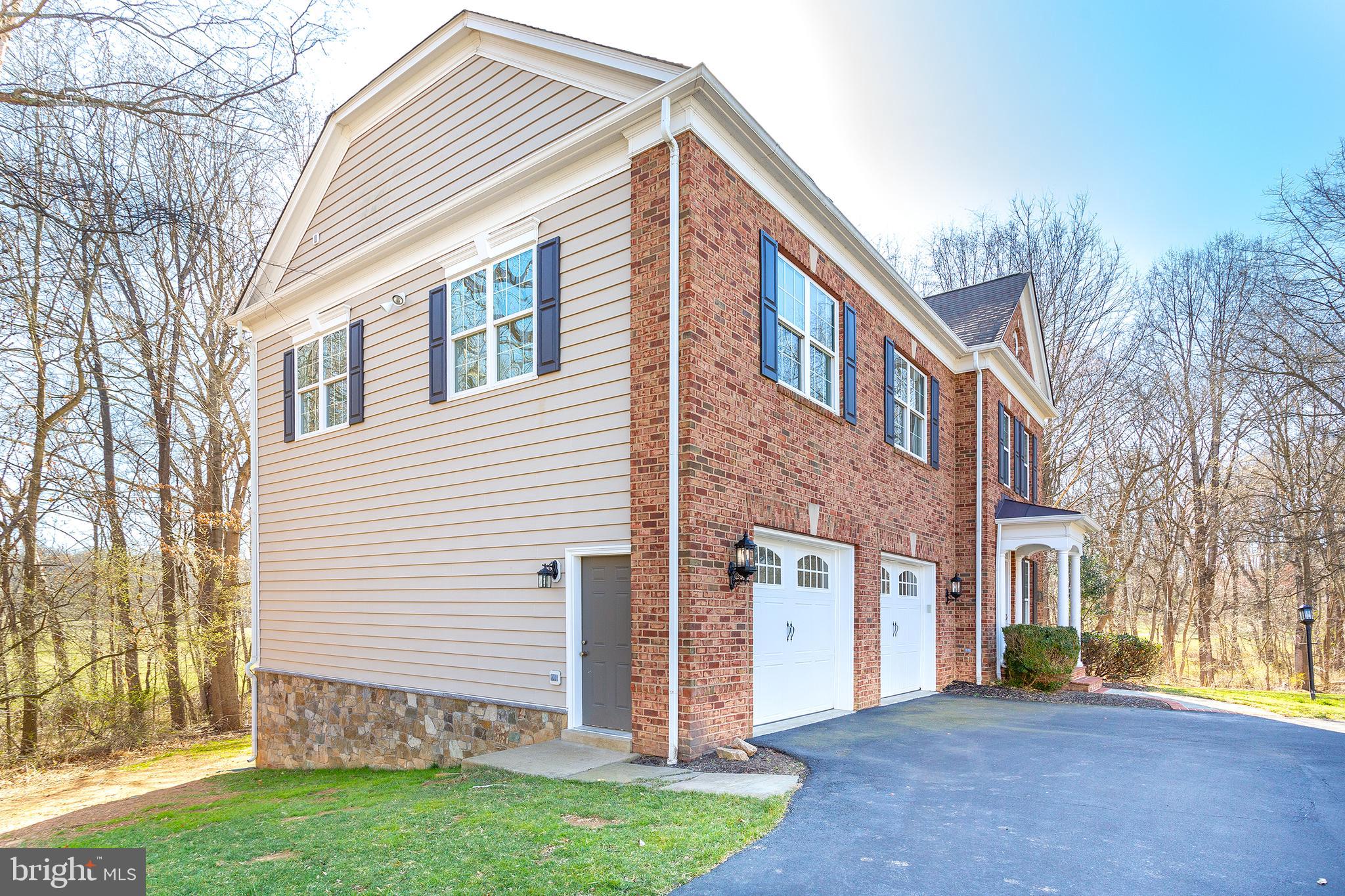 RED CEDAR - Residential