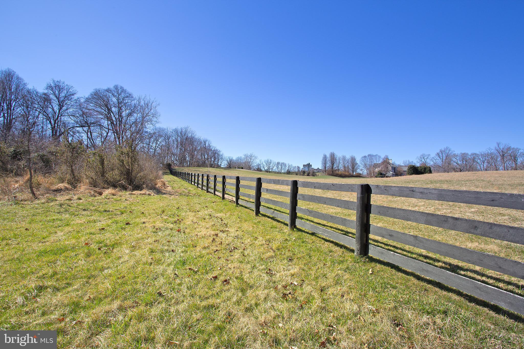 RED CEDAR - Residential