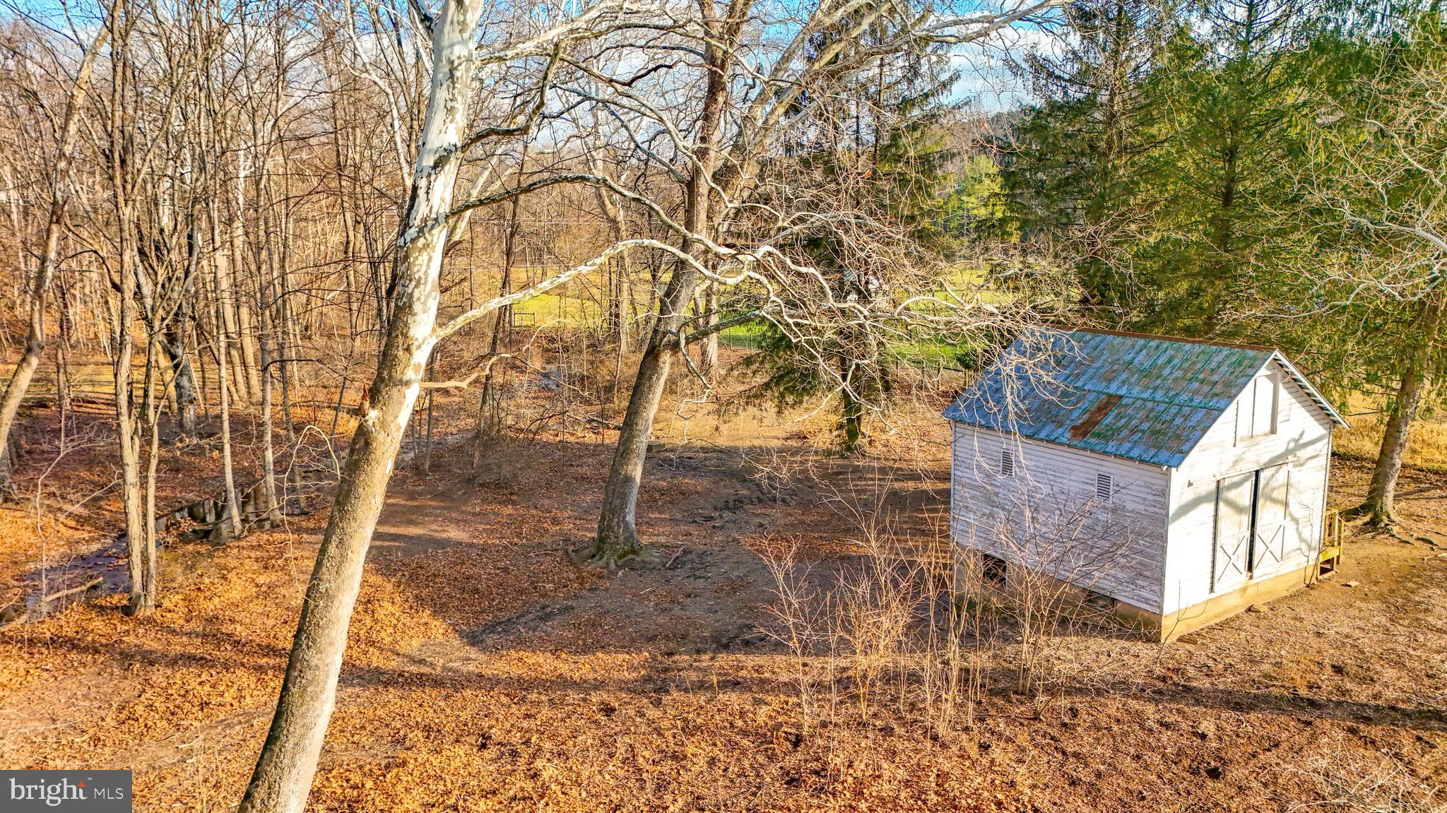 HEDGESVILLE - Residential