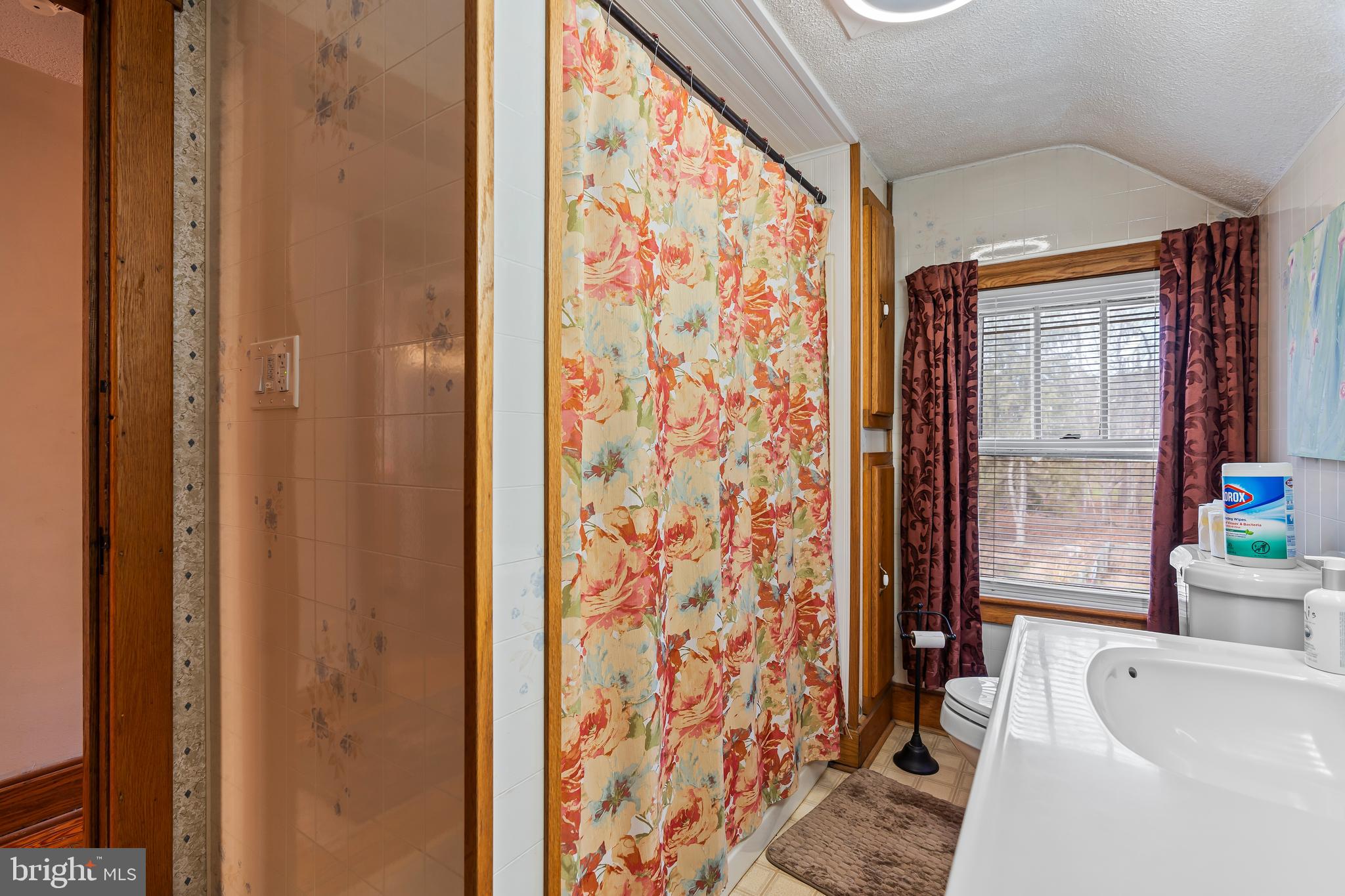 HEDGESVILLE - Residential