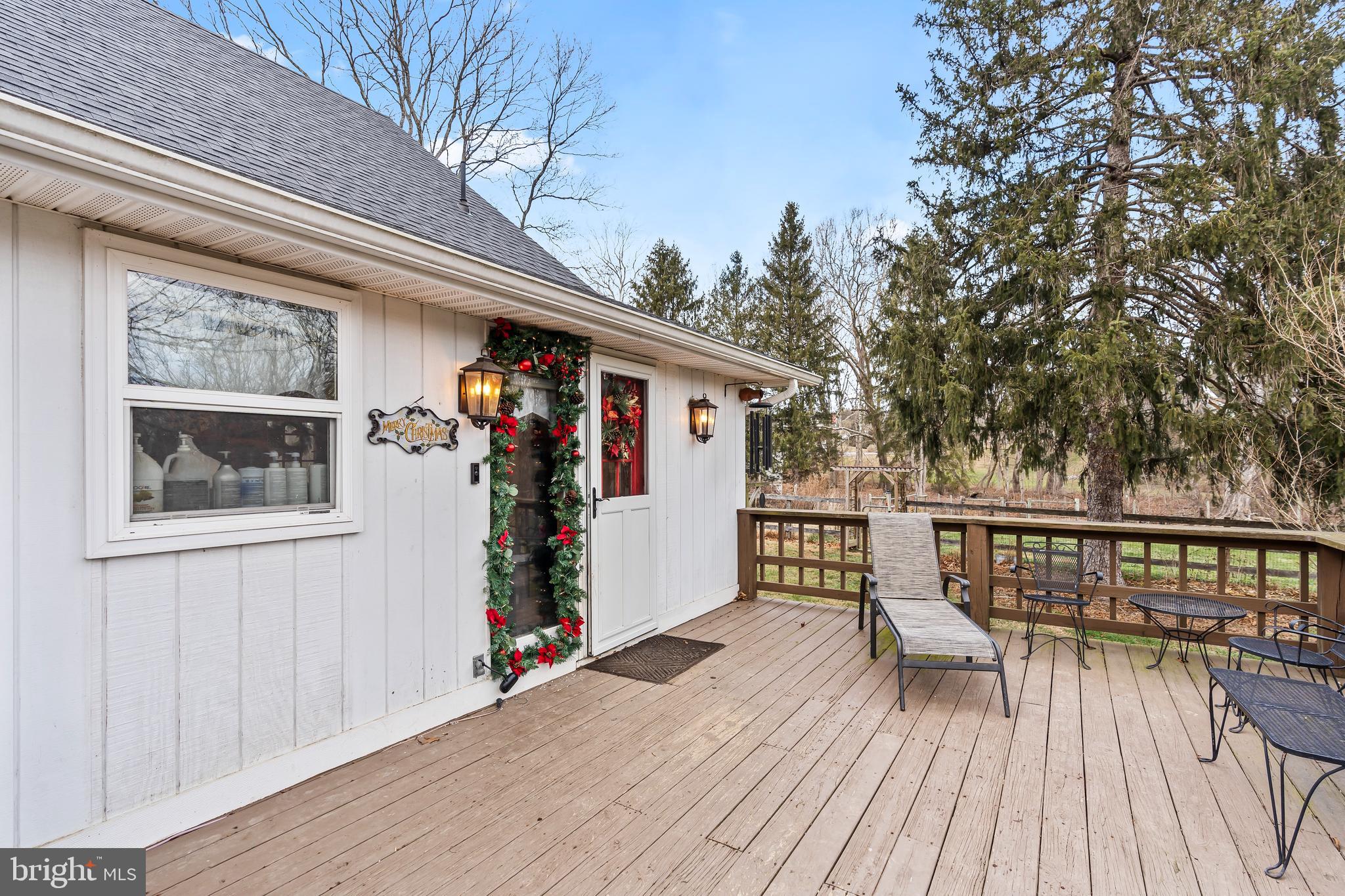 HEDGESVILLE - Residential