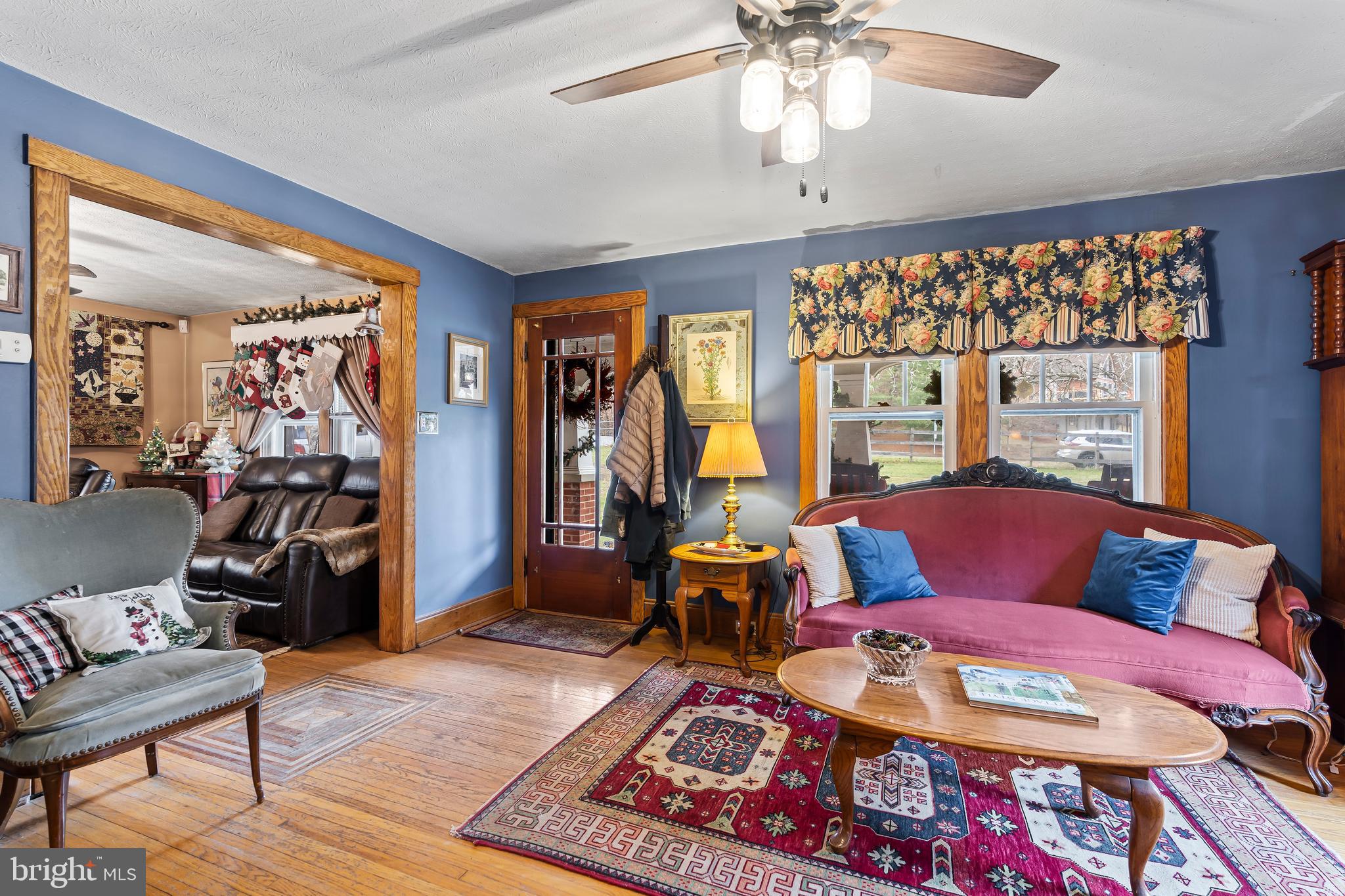 HEDGESVILLE - Residential