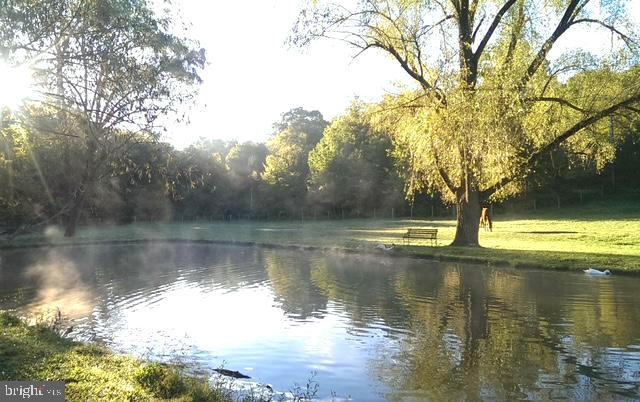 HEDGESVILLE - Residential