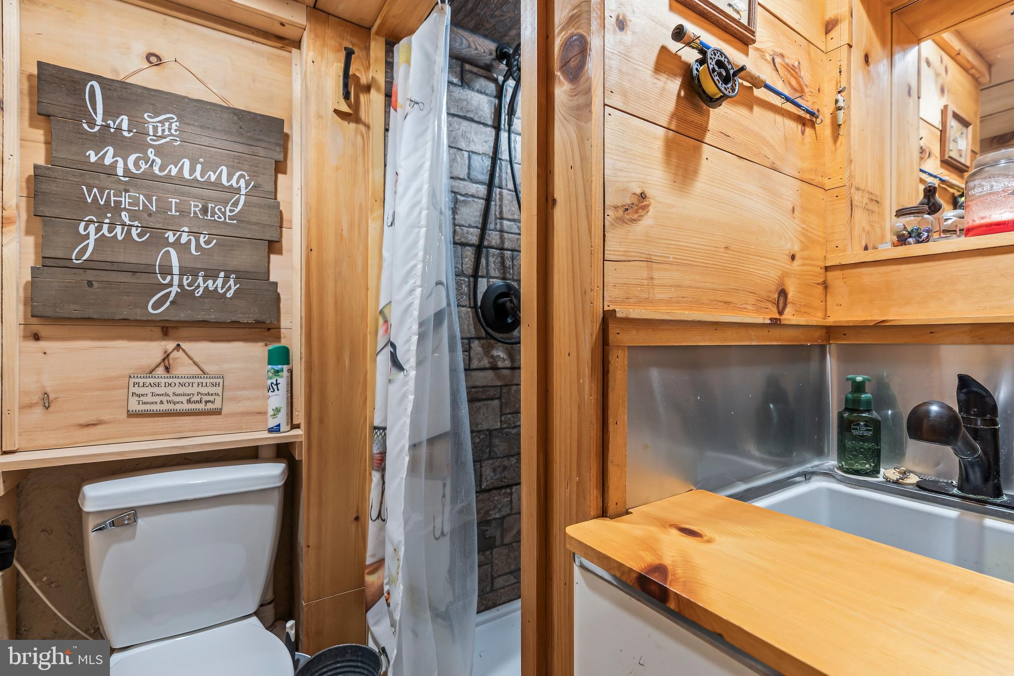 HEDGESVILLE - Residential