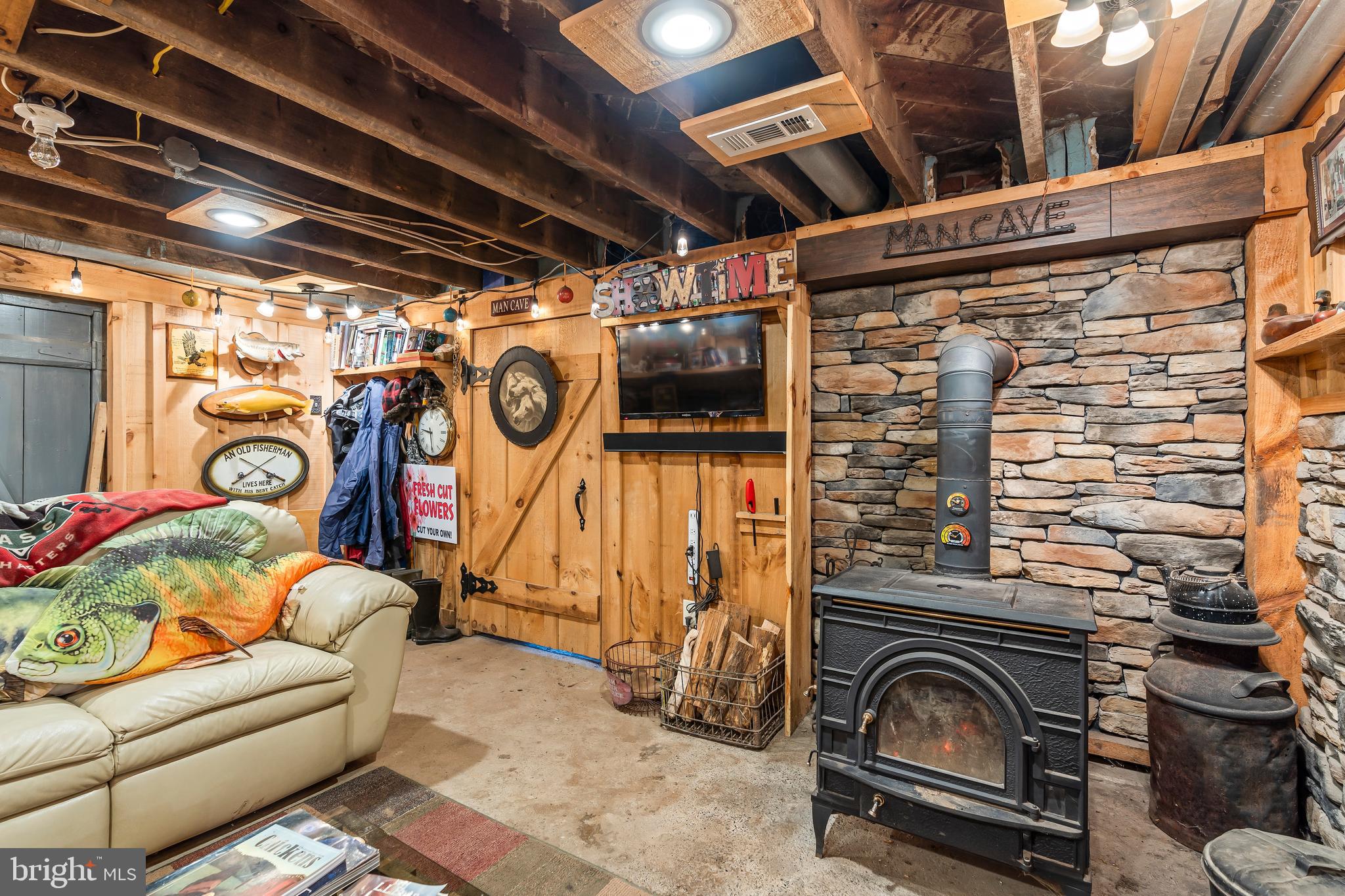 HEDGESVILLE - Residential