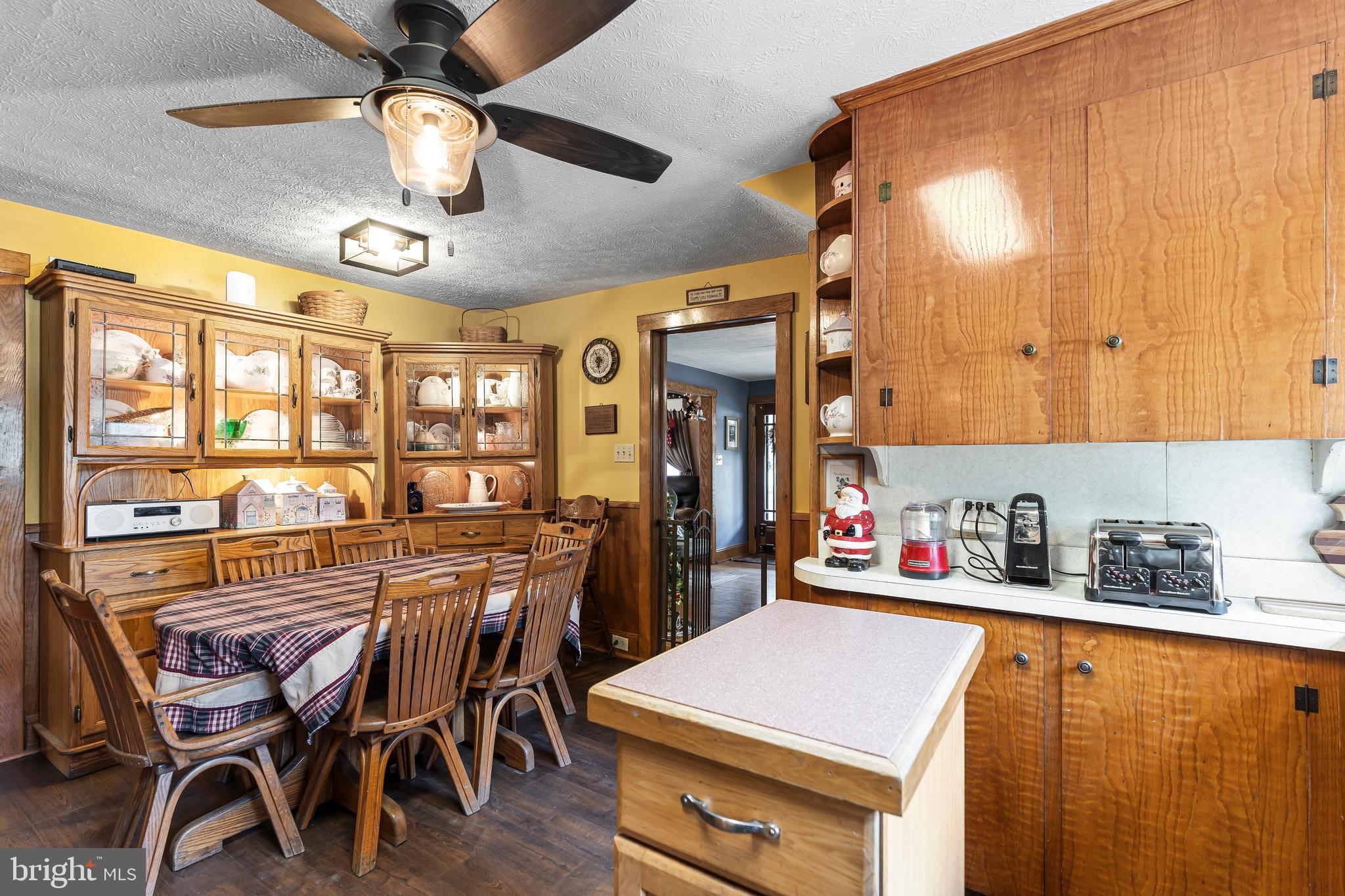 HEDGESVILLE - Residential