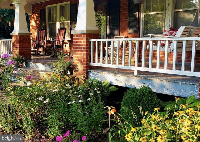 HEDGESVILLE - Residential