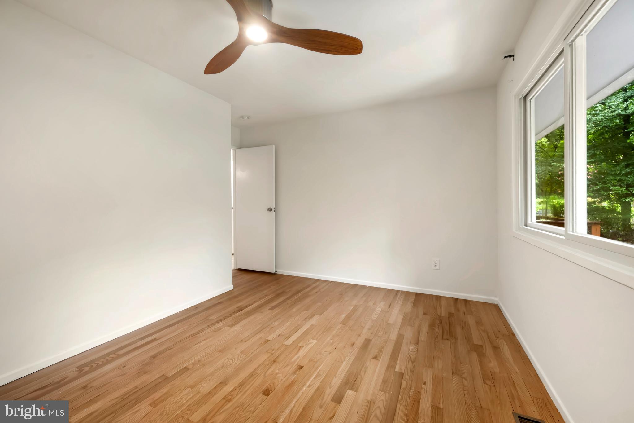 CARDEROCK SPRINGS - Residential