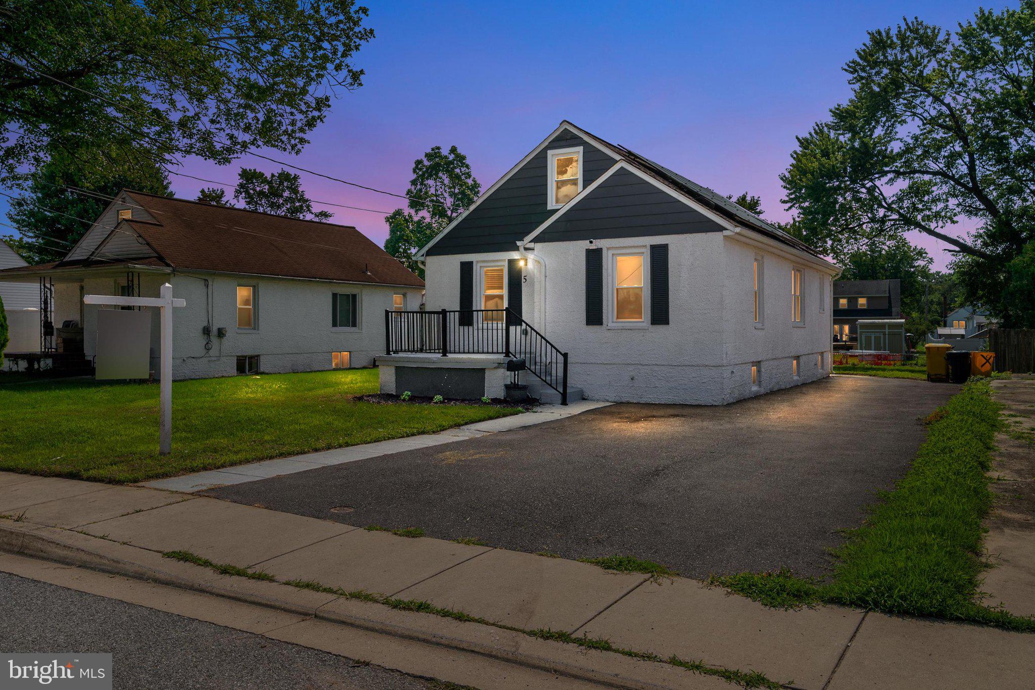 5 HAMPTON ROAD