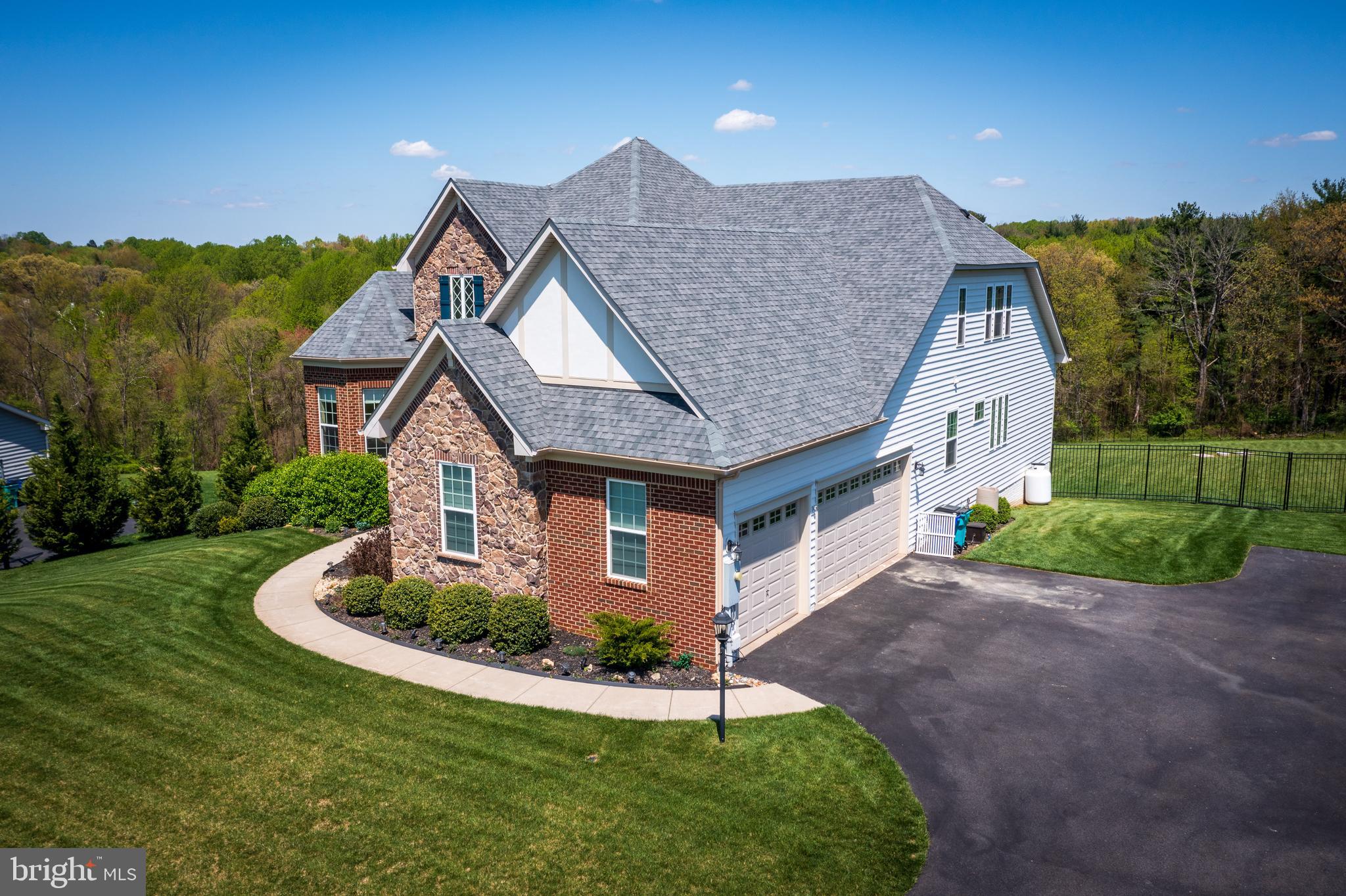 GLADHILL ESTATES - Residential