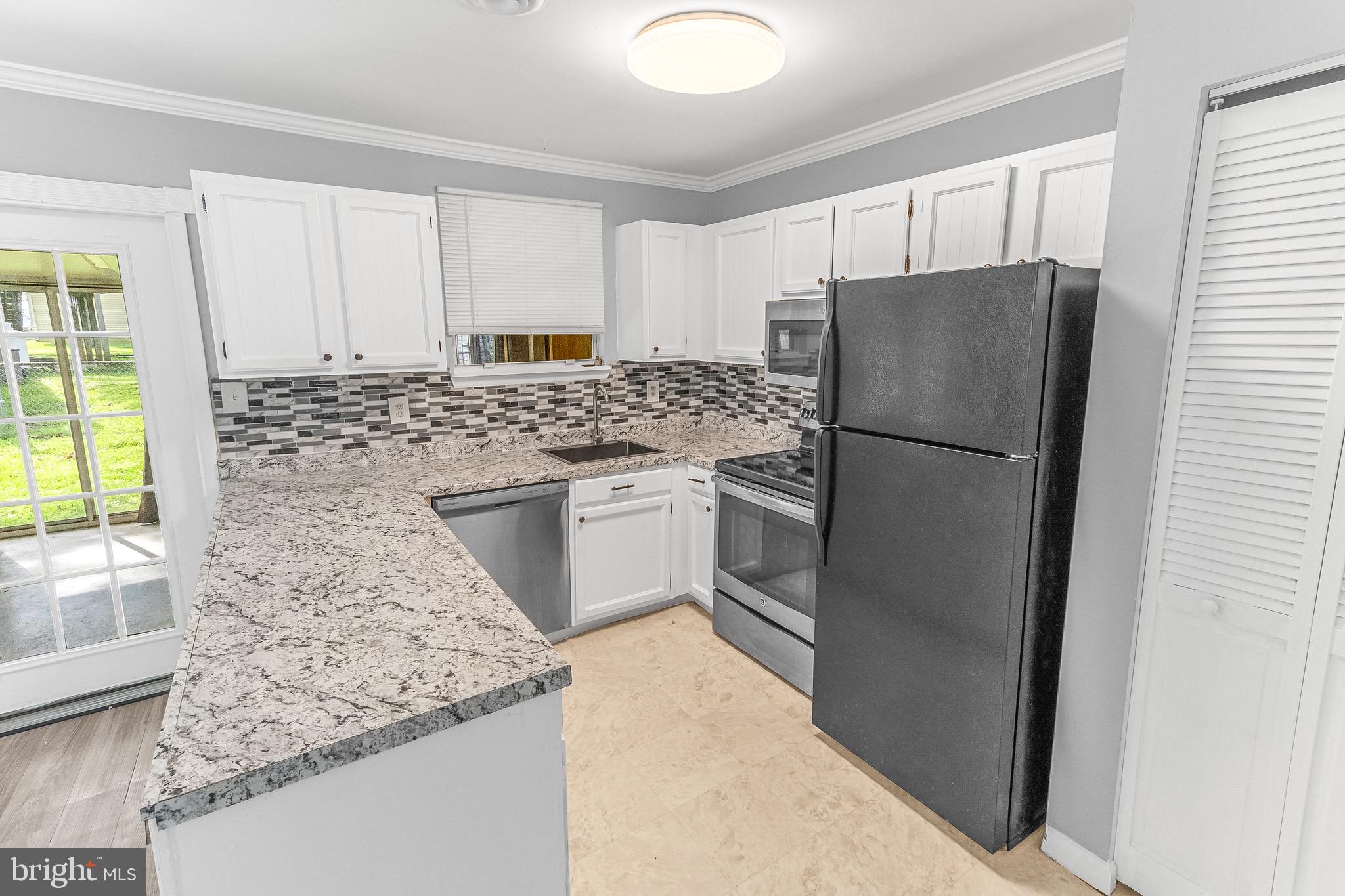 IDLEWILDE ON THE BAY - Residential