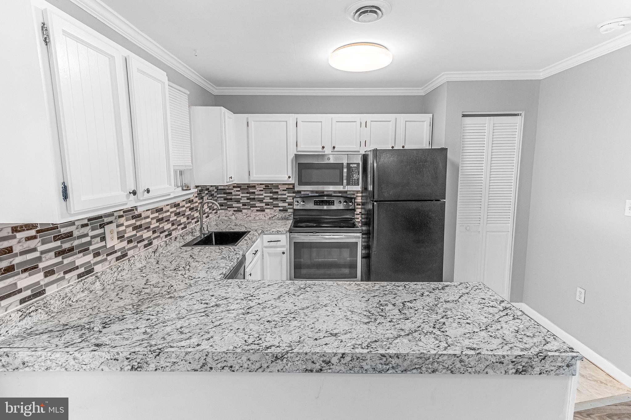 IDLEWILDE ON THE BAY - Residential