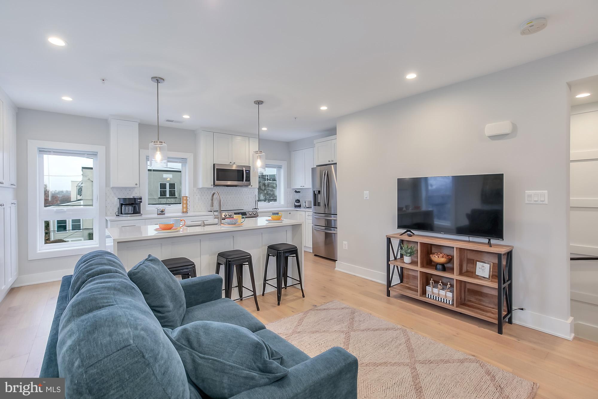 501 LONGFELLOW STREET NW 2