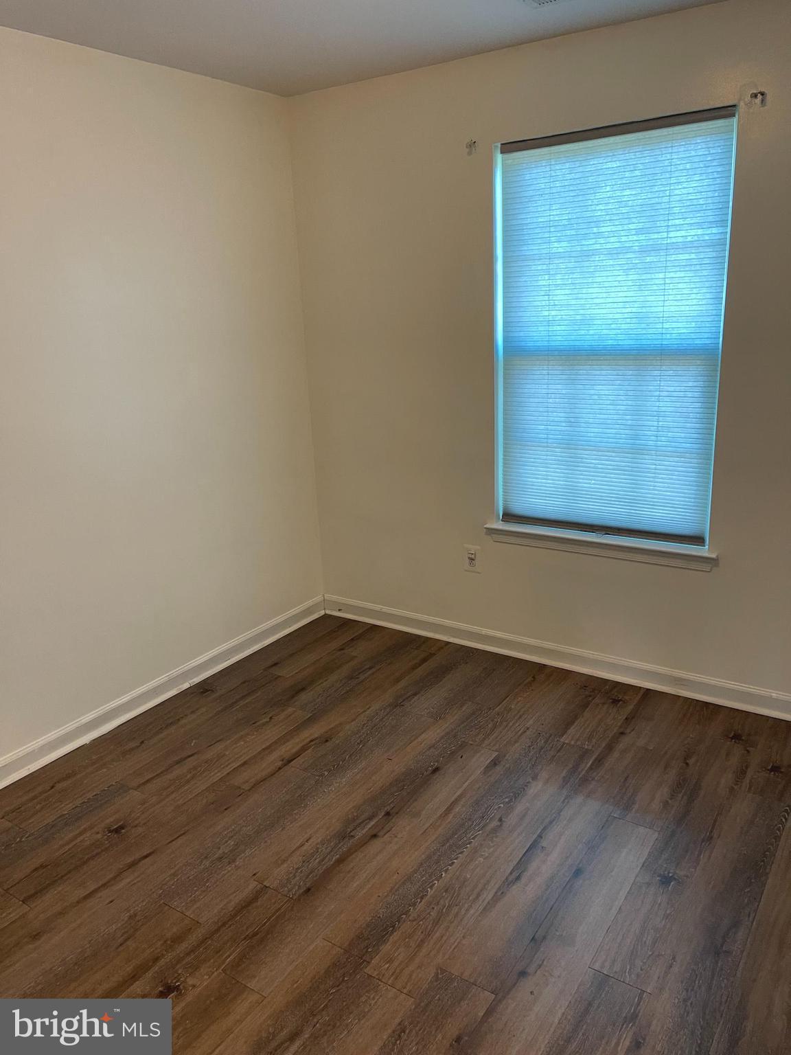 BROOKFIELD - Residential