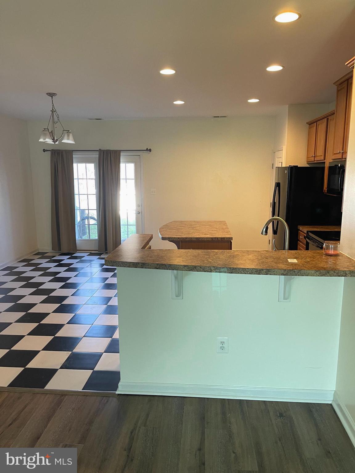 BROOKFIELD - Residential