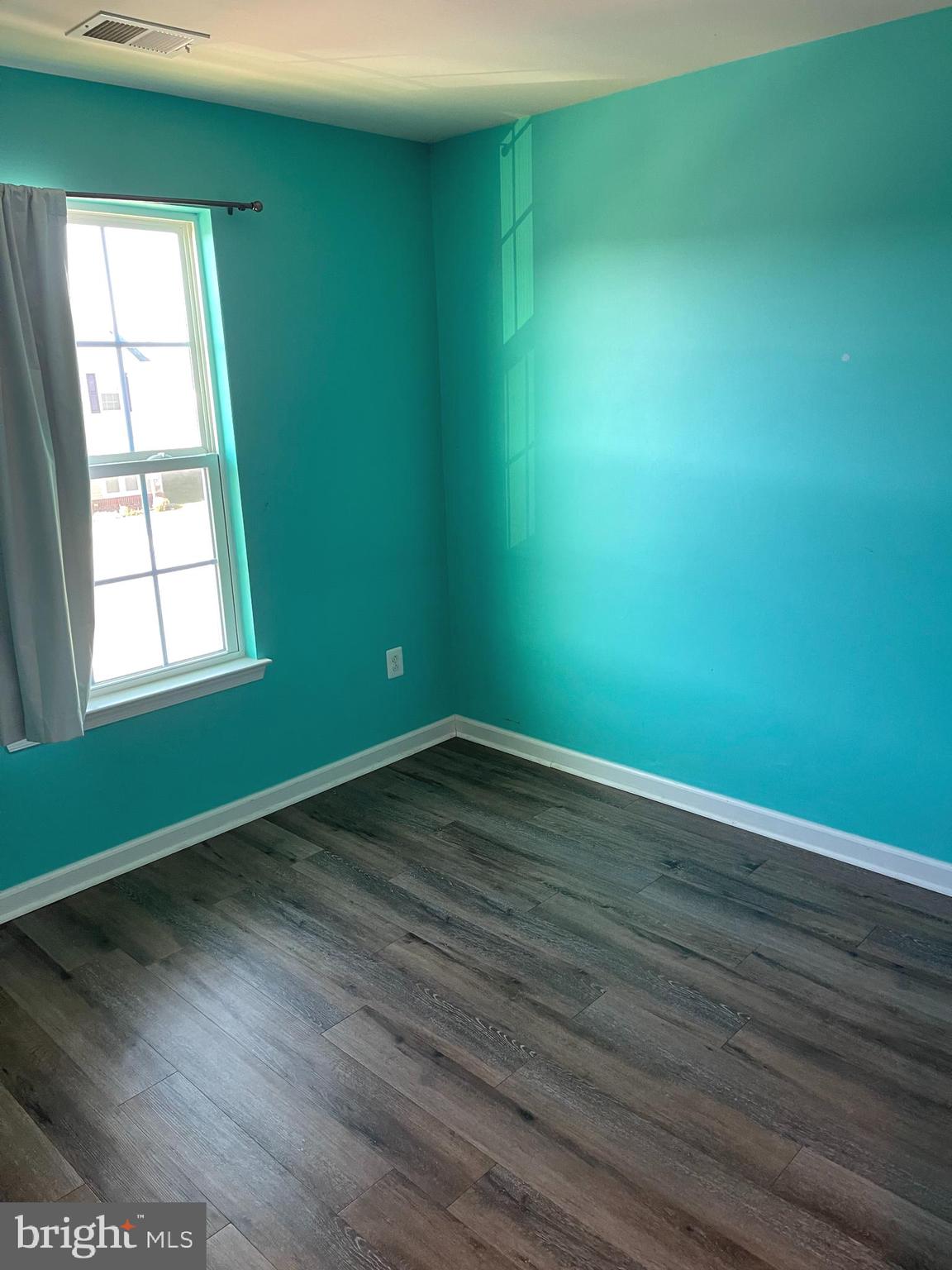 BROOKFIELD - Residential