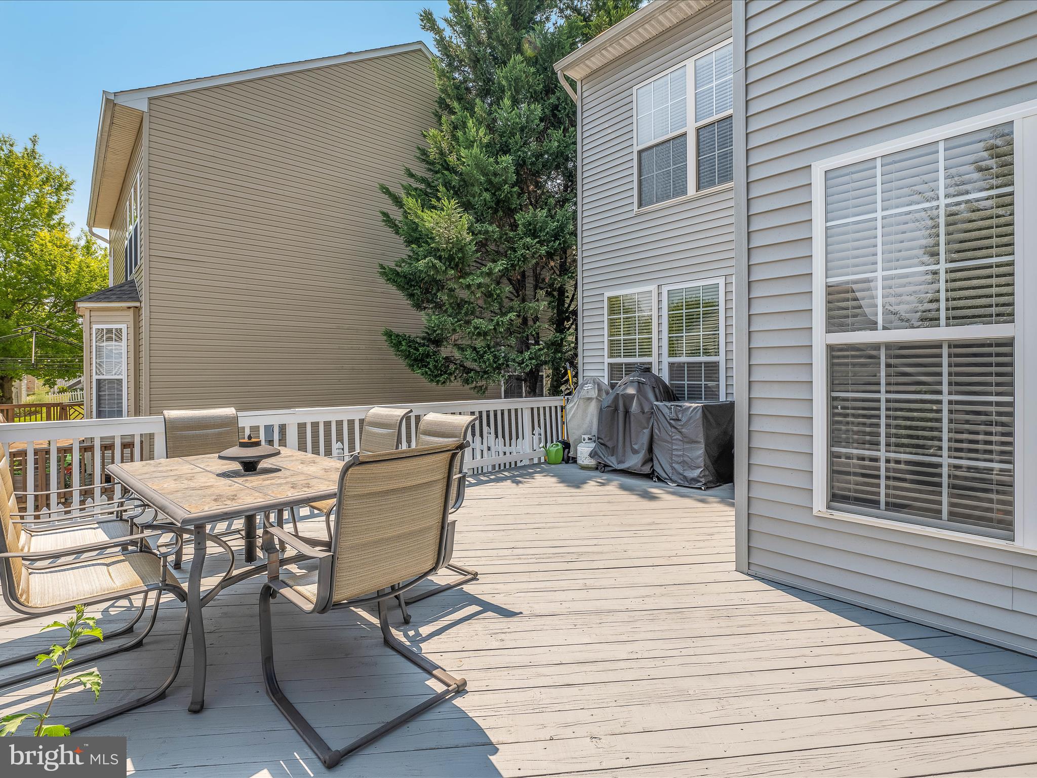 HUNTFIELD - Residential